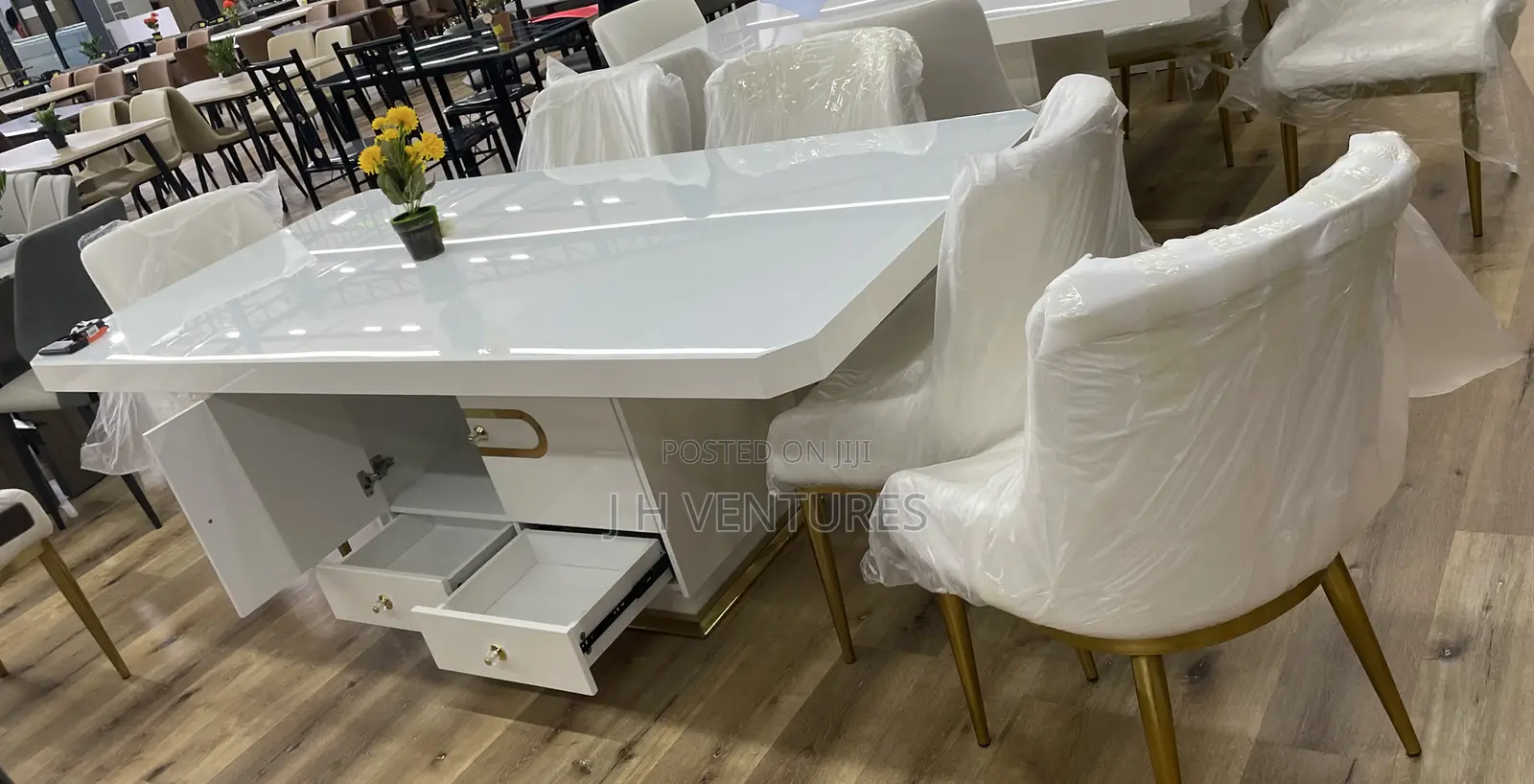 Dining Table 1+6