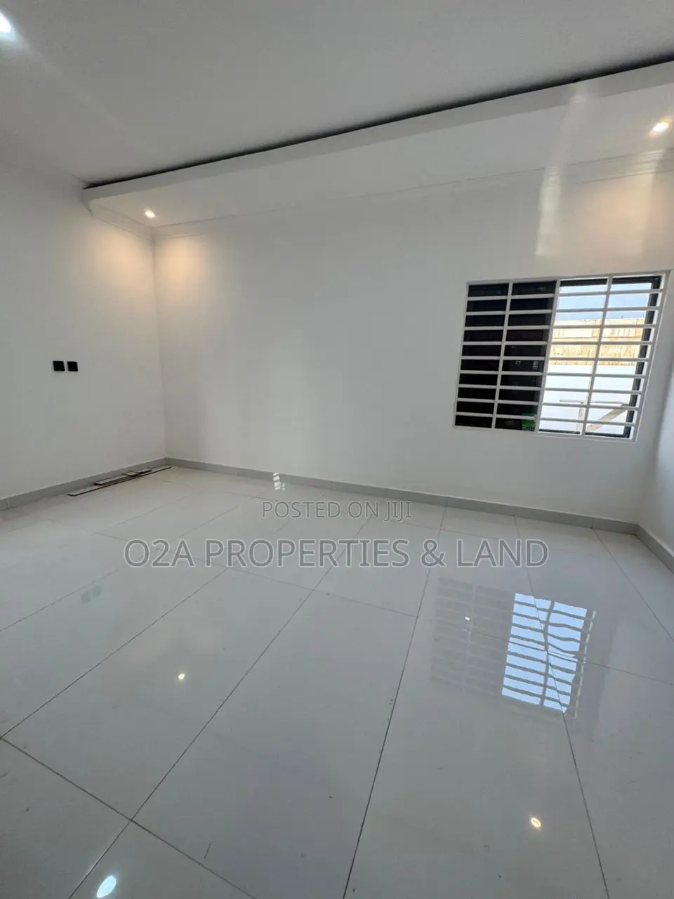 3bdrm House in Lashibi, Sakumono for sale