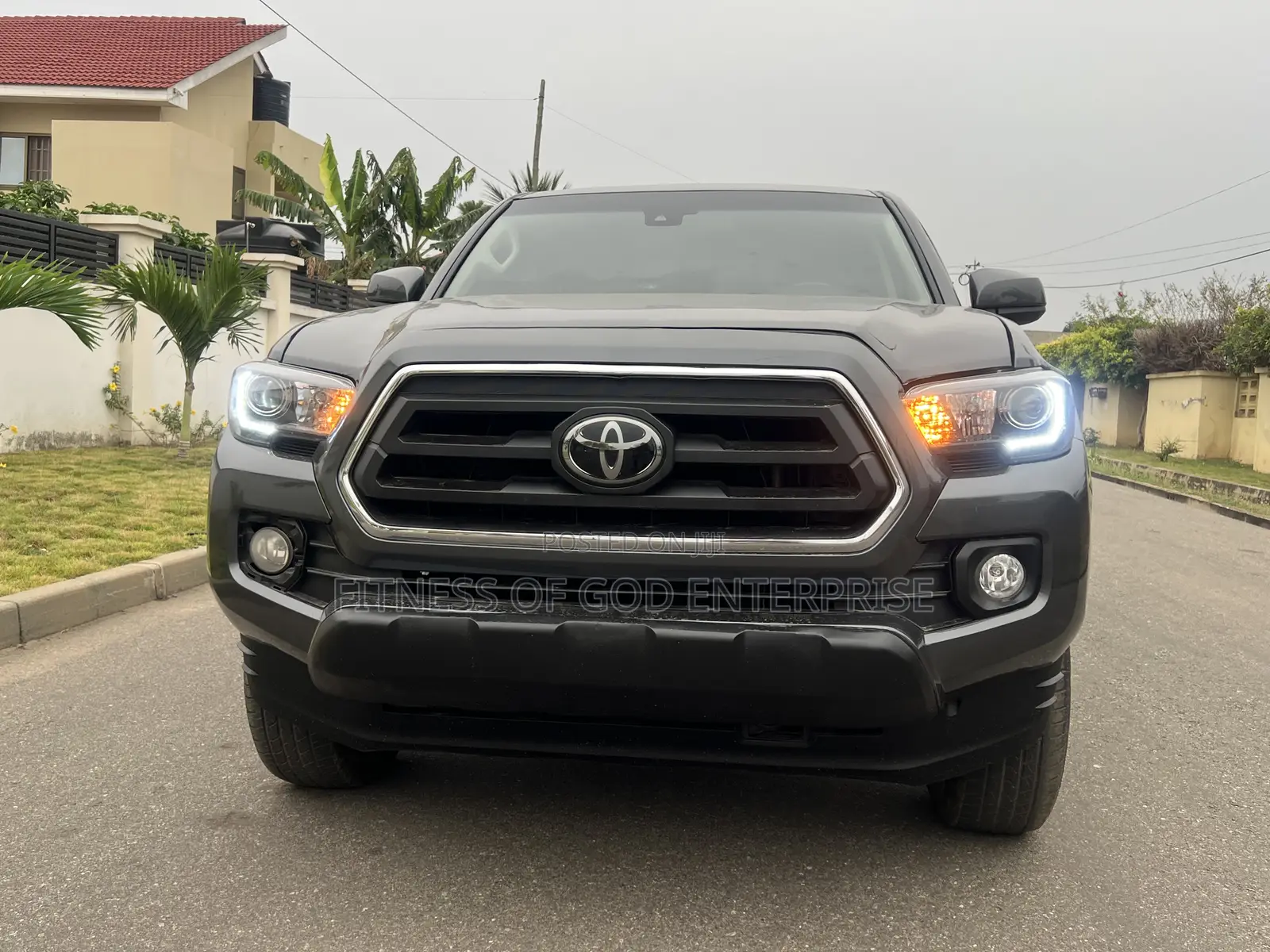 Toyota Tacoma 2022 Gray