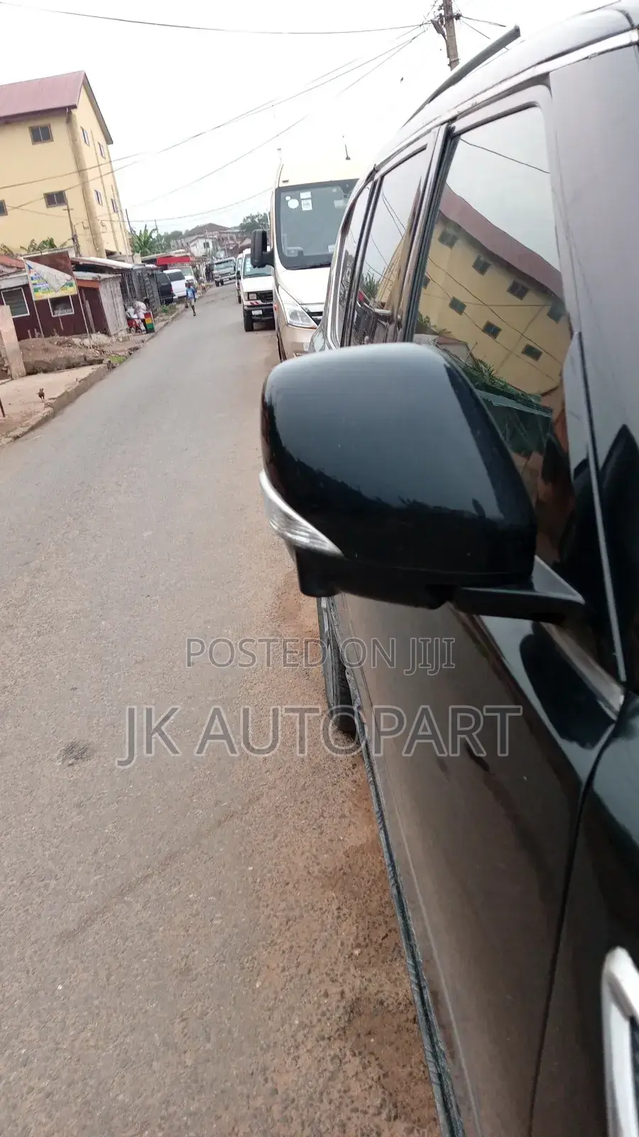 Infiniti Mirror