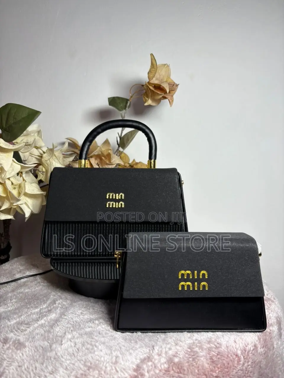 Min Min 2in1 Black Bag