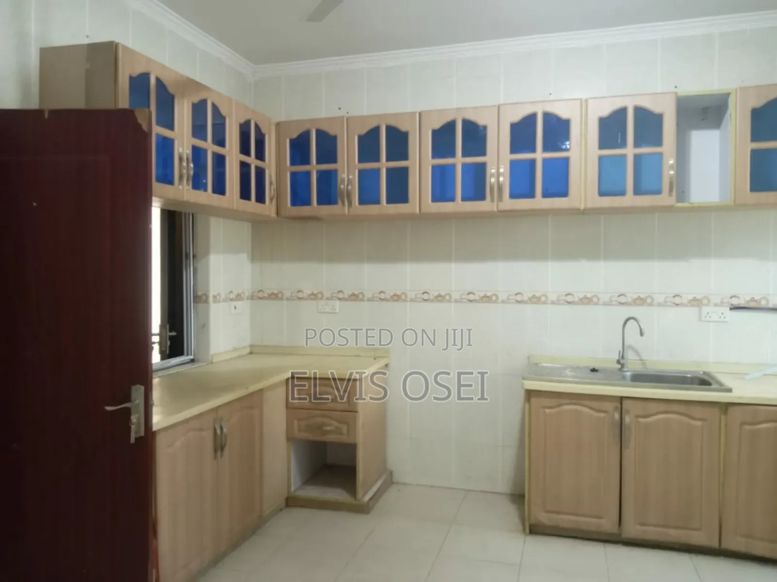 4bdrm House in Amasama, Amasaman for sale