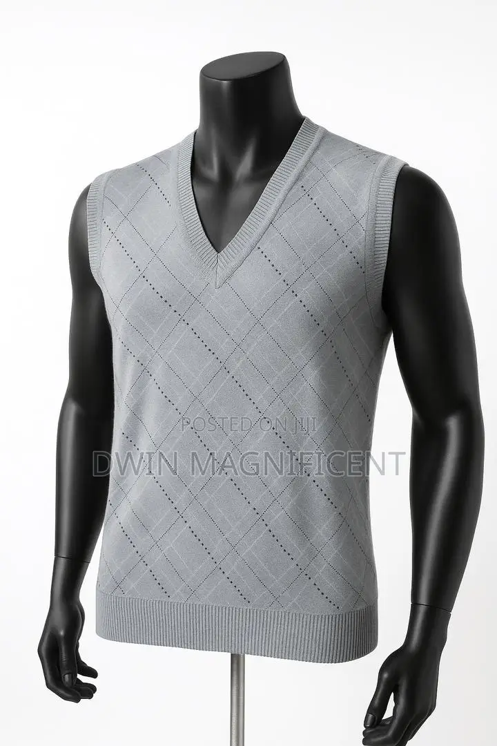 Men's Argyle v-Neck Sweater Vest