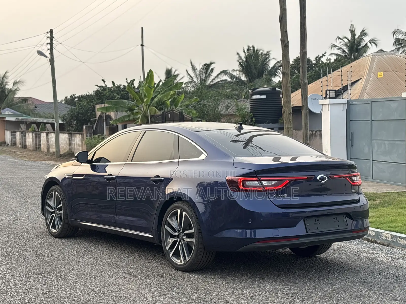 Samsung SM 2016 Blue
