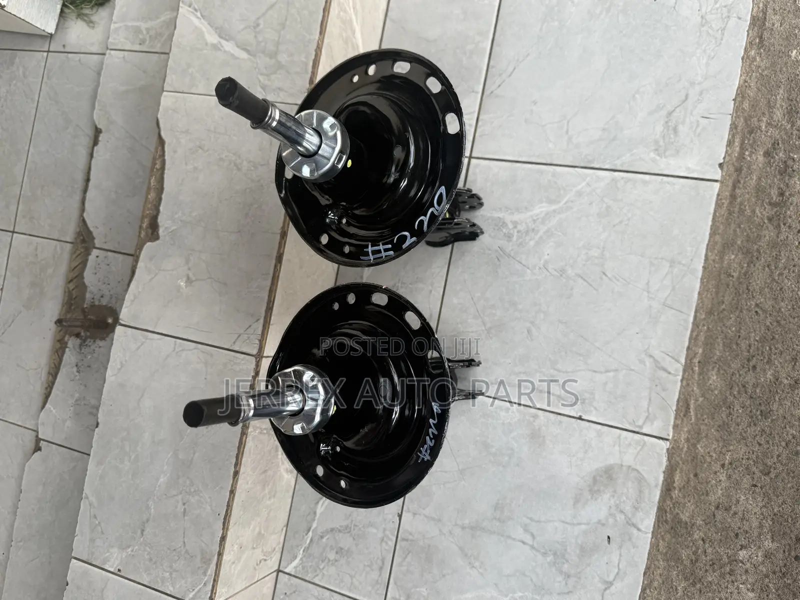 Toyota Voxy Front Shocks Absorber