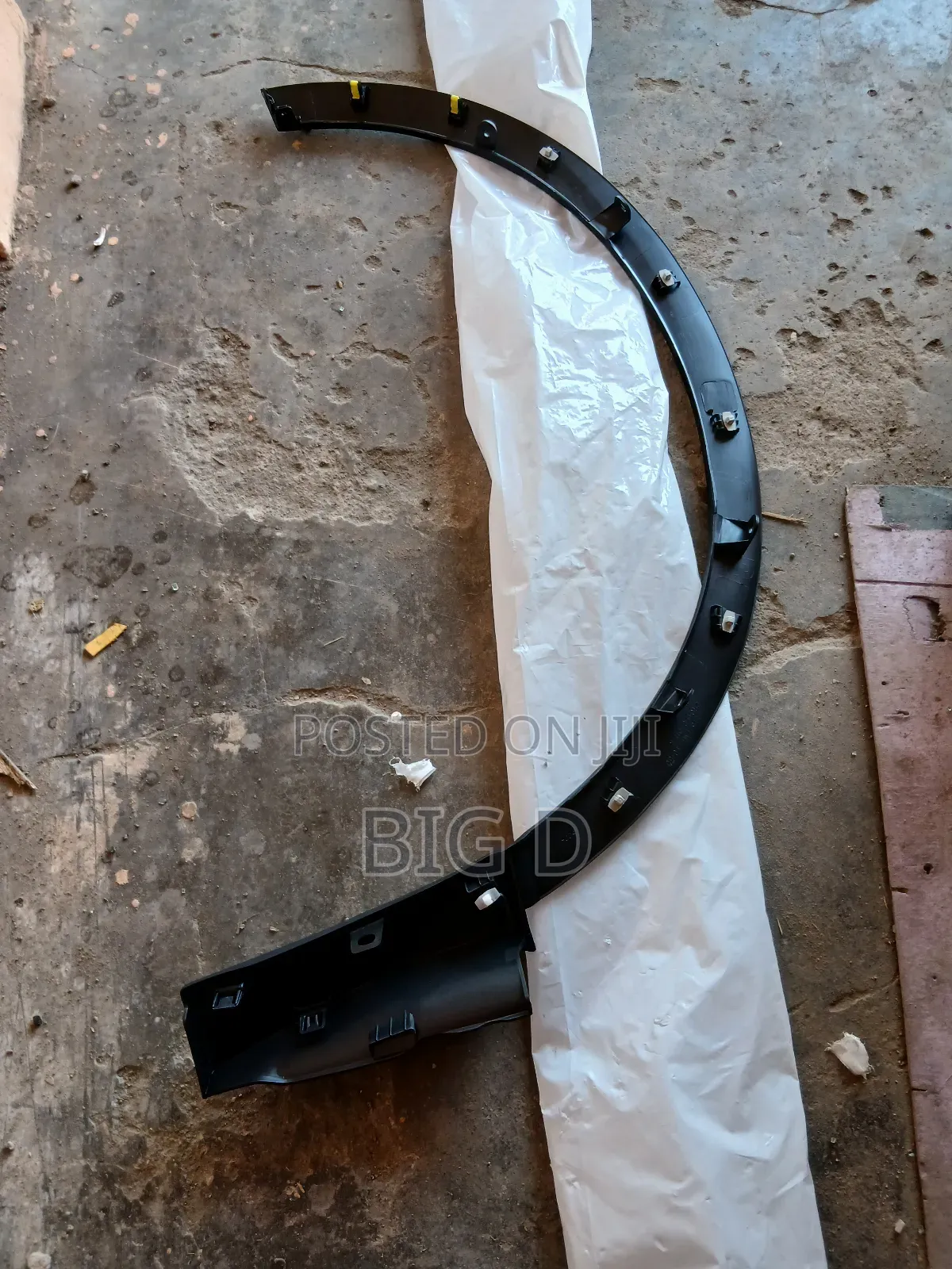 Honda CRV 2017 Fender Moulding
