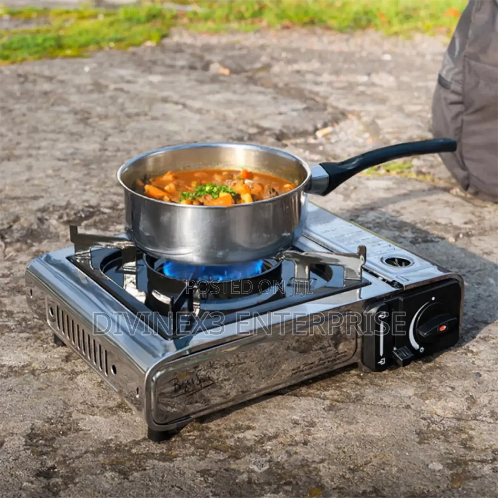 Portable Gas Stove With 2 Gas Can