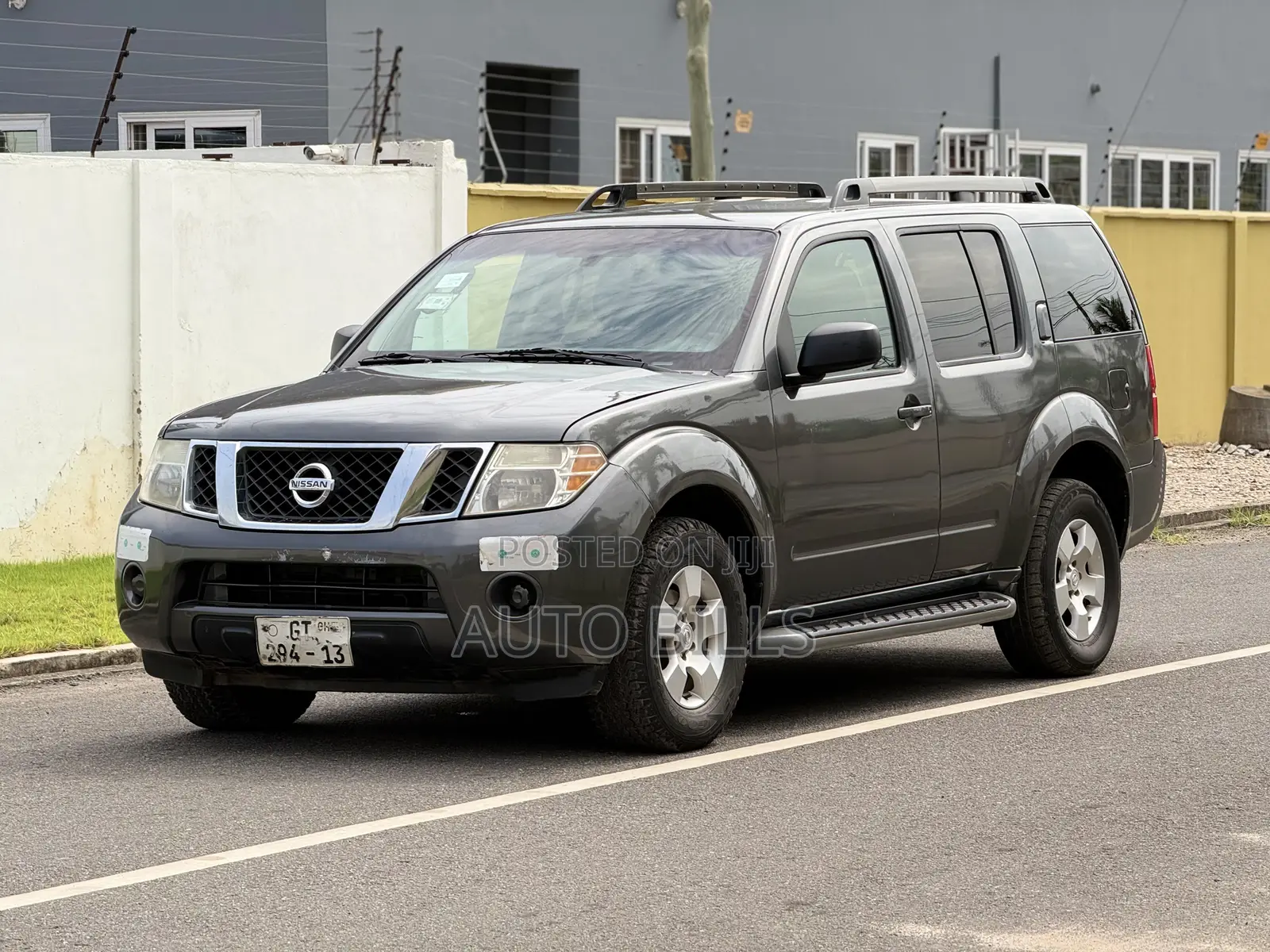 Nissan Pathfinder LE 4x4 2008 Gray