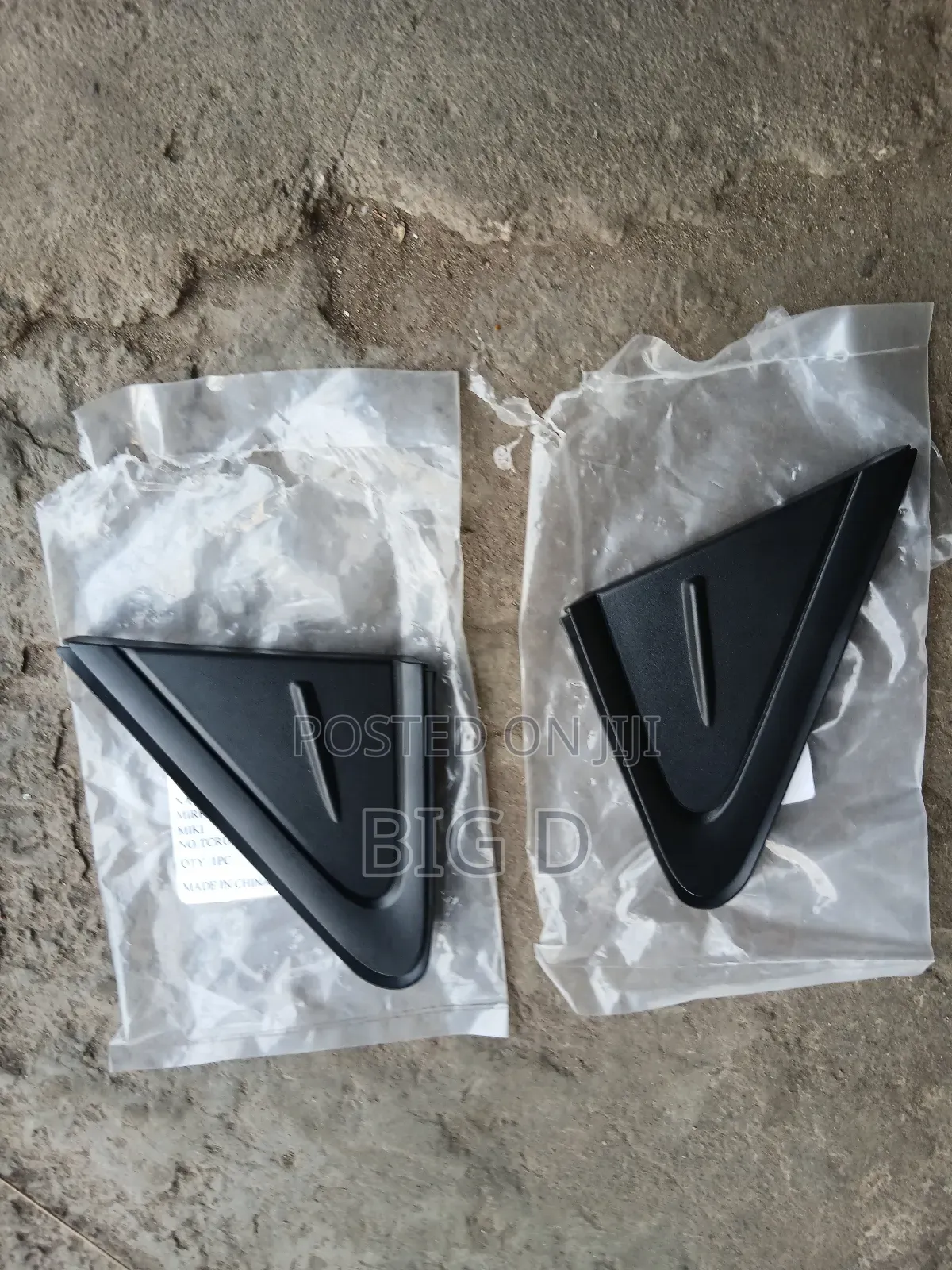 Corolla 2019 Wiper Panel Ends Pair