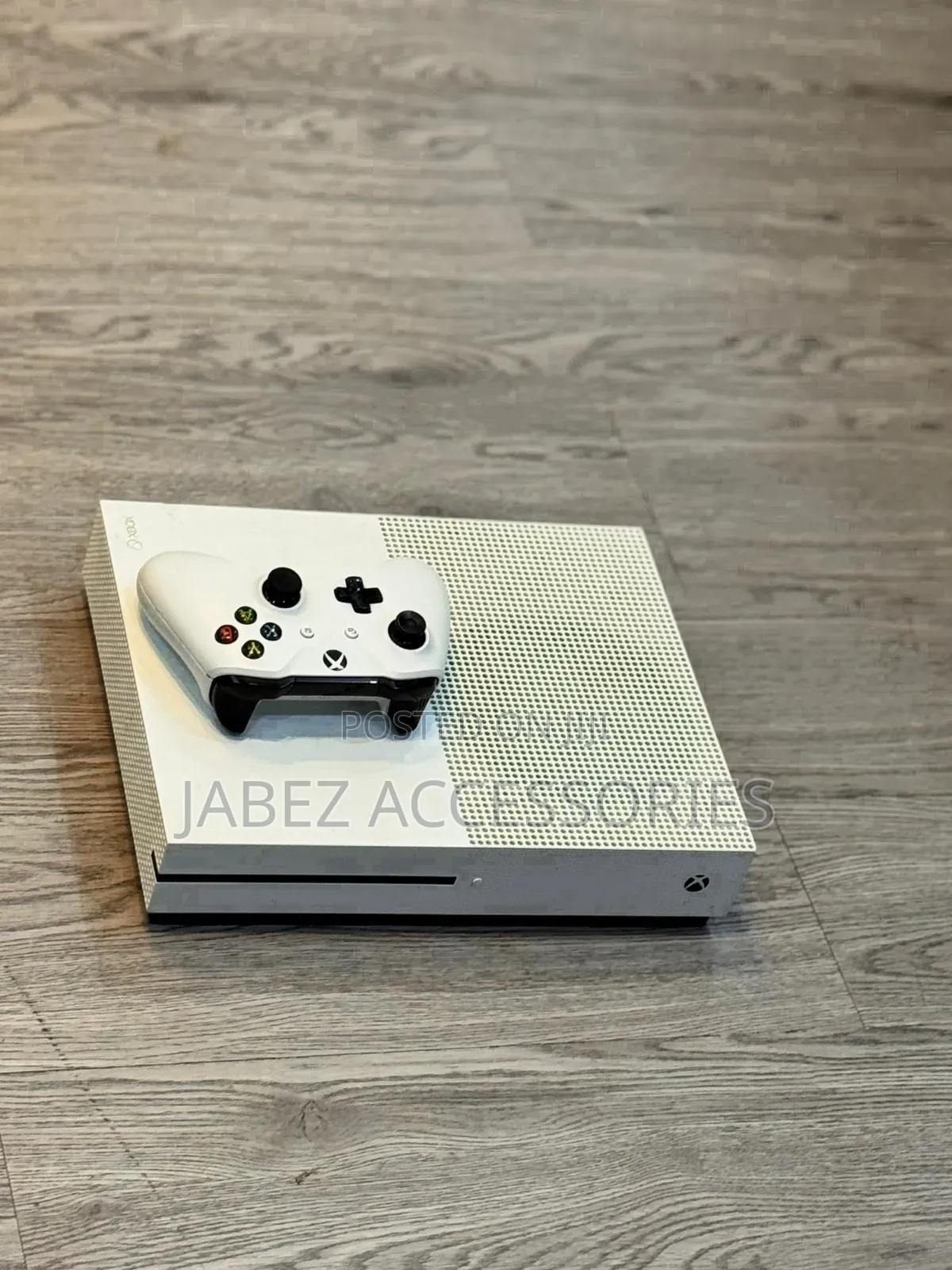 Xbox One S (1tb)