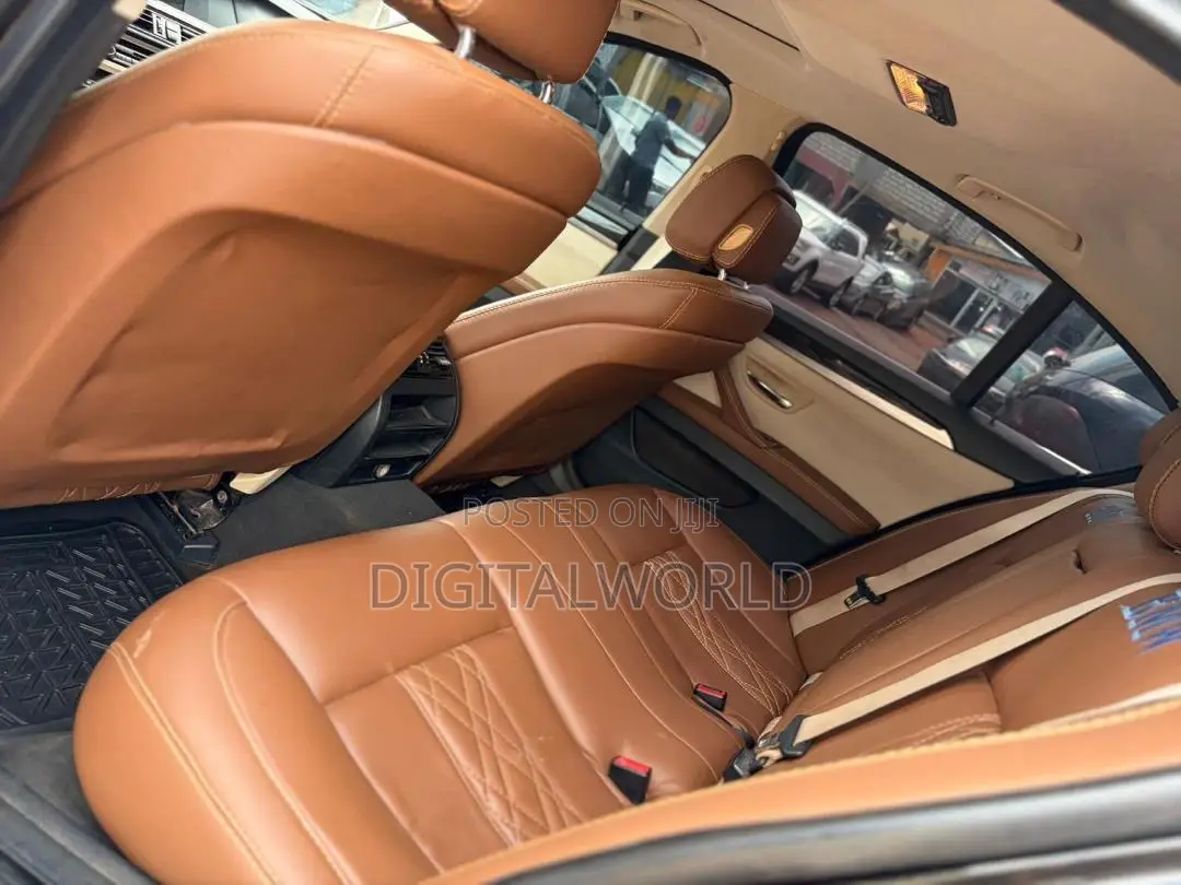 BMW 528i 2013 Black