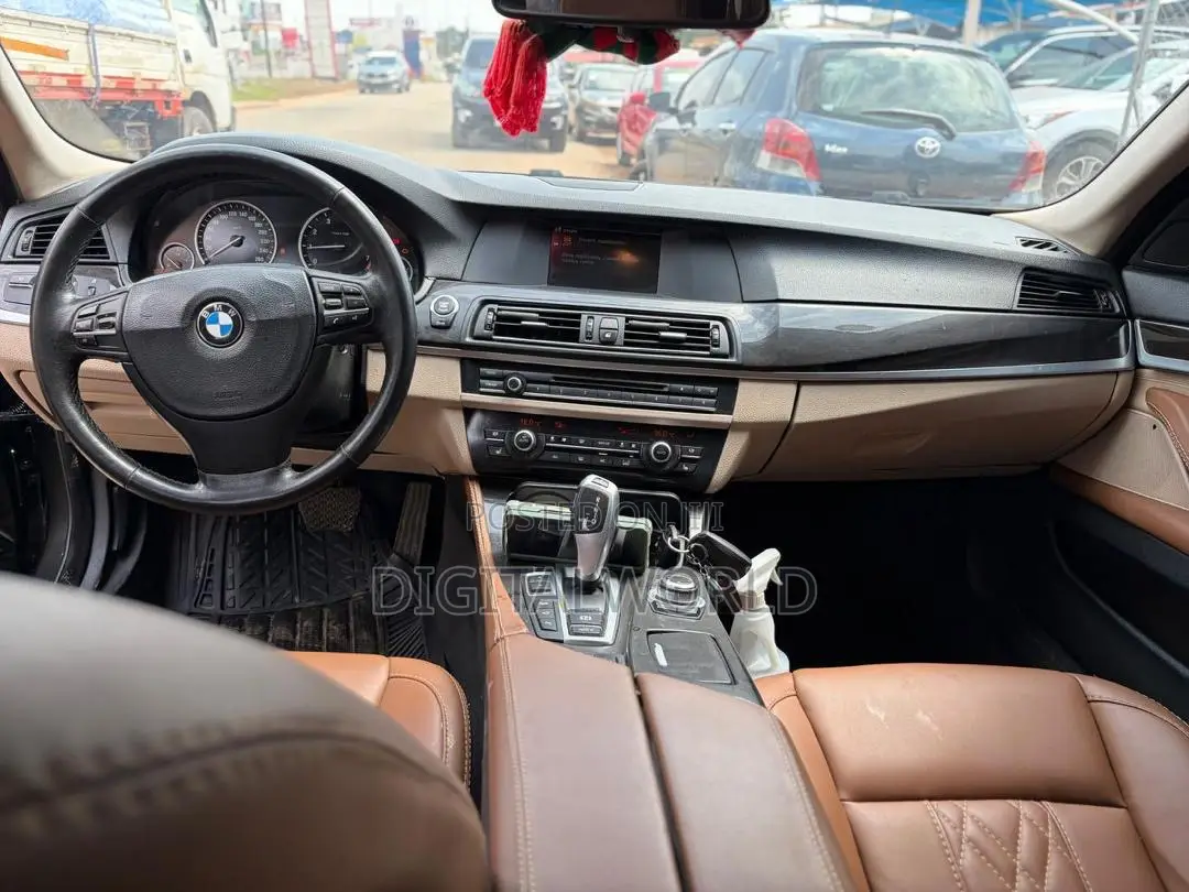 BMW 528i 2013 Black