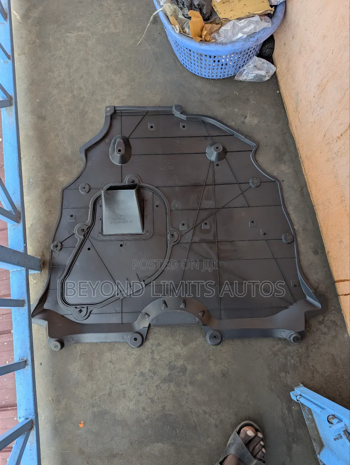 Toyota Rav4 2019,2020,2021,2022,2023 Engine Under Cover/ Dirty Pan