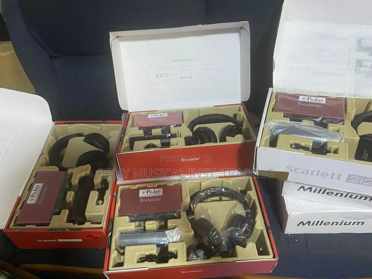 Focusrite Scarlett 3rd Gen | Solo, 2i2 Studio Bundle | Kumasi