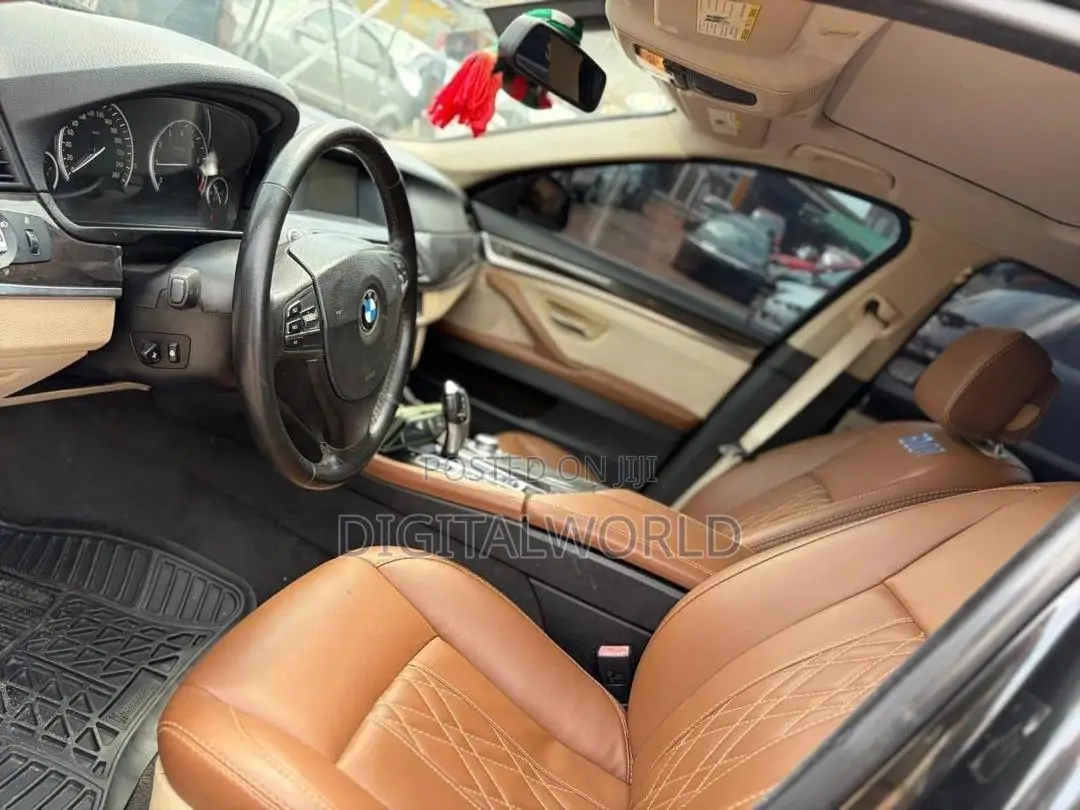 BMW 528i 2013 Black