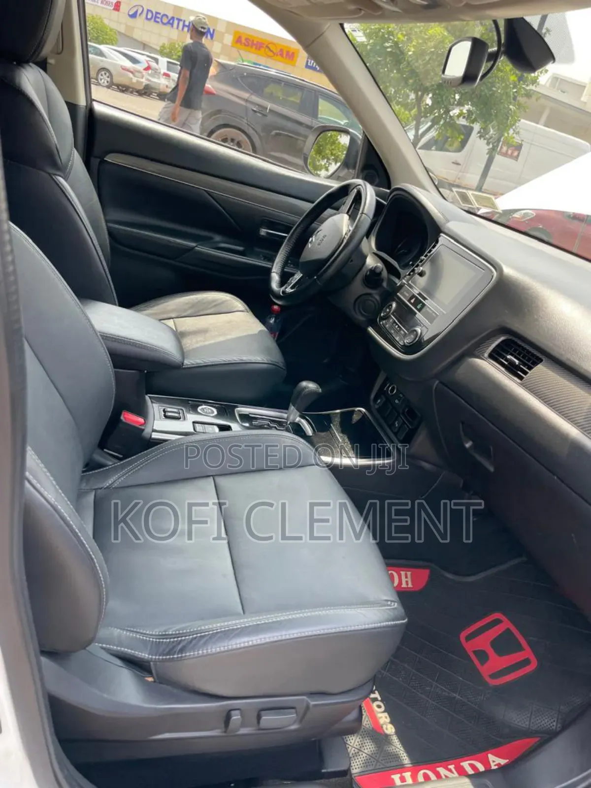 Mitsubishi Outlander 2019 White
