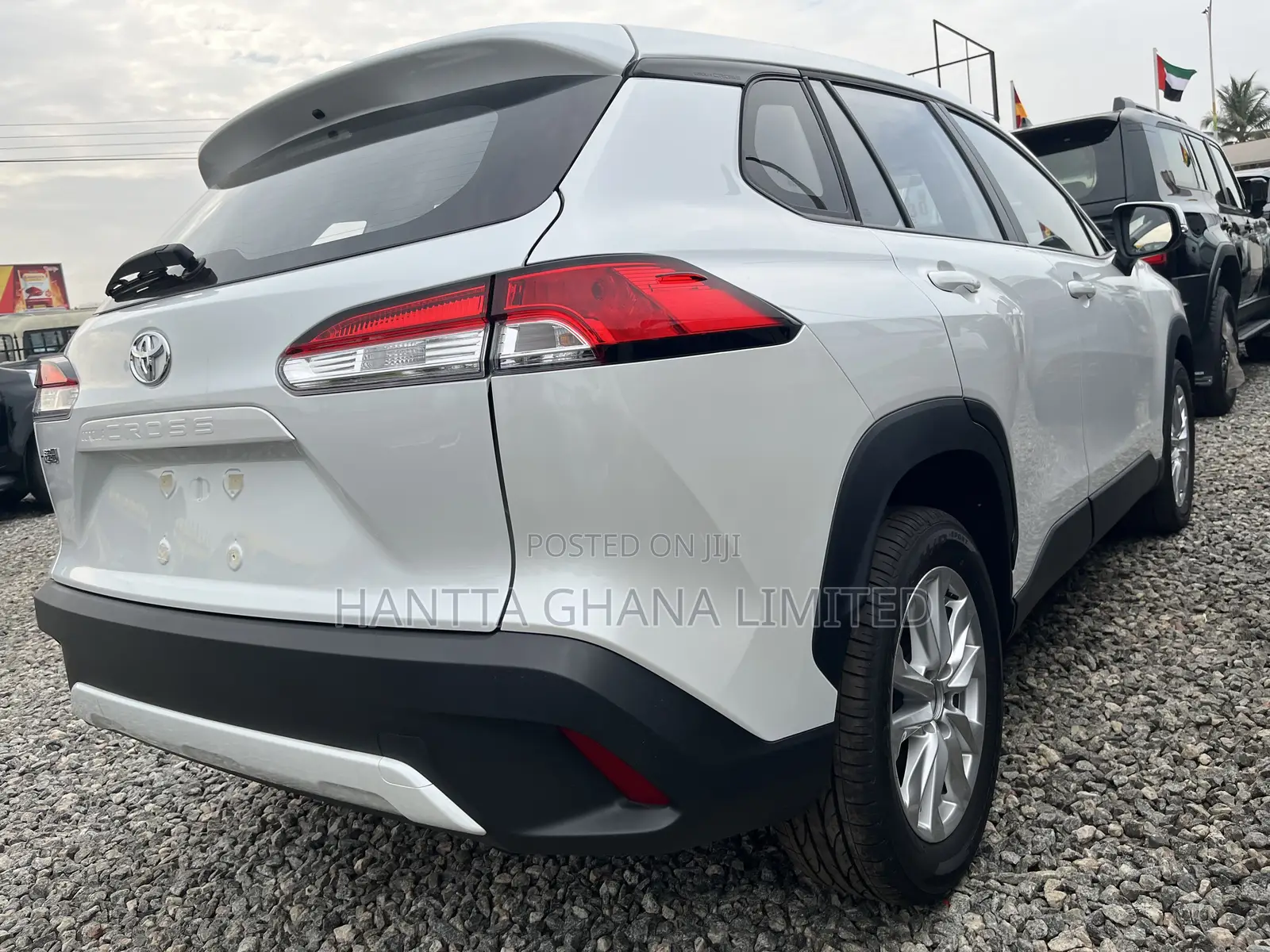 New Toyota Corolla Cross LE 2025 White