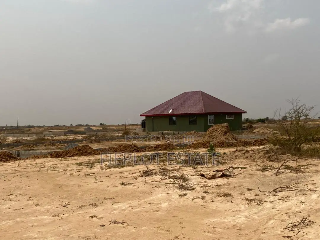 Spacious Plots Near Tsopoli Police Barrier, Skyport City Residence