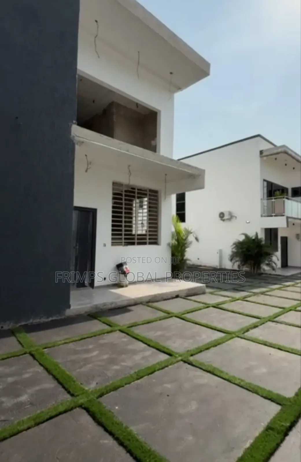3bdrm House in Akuapim North for sale