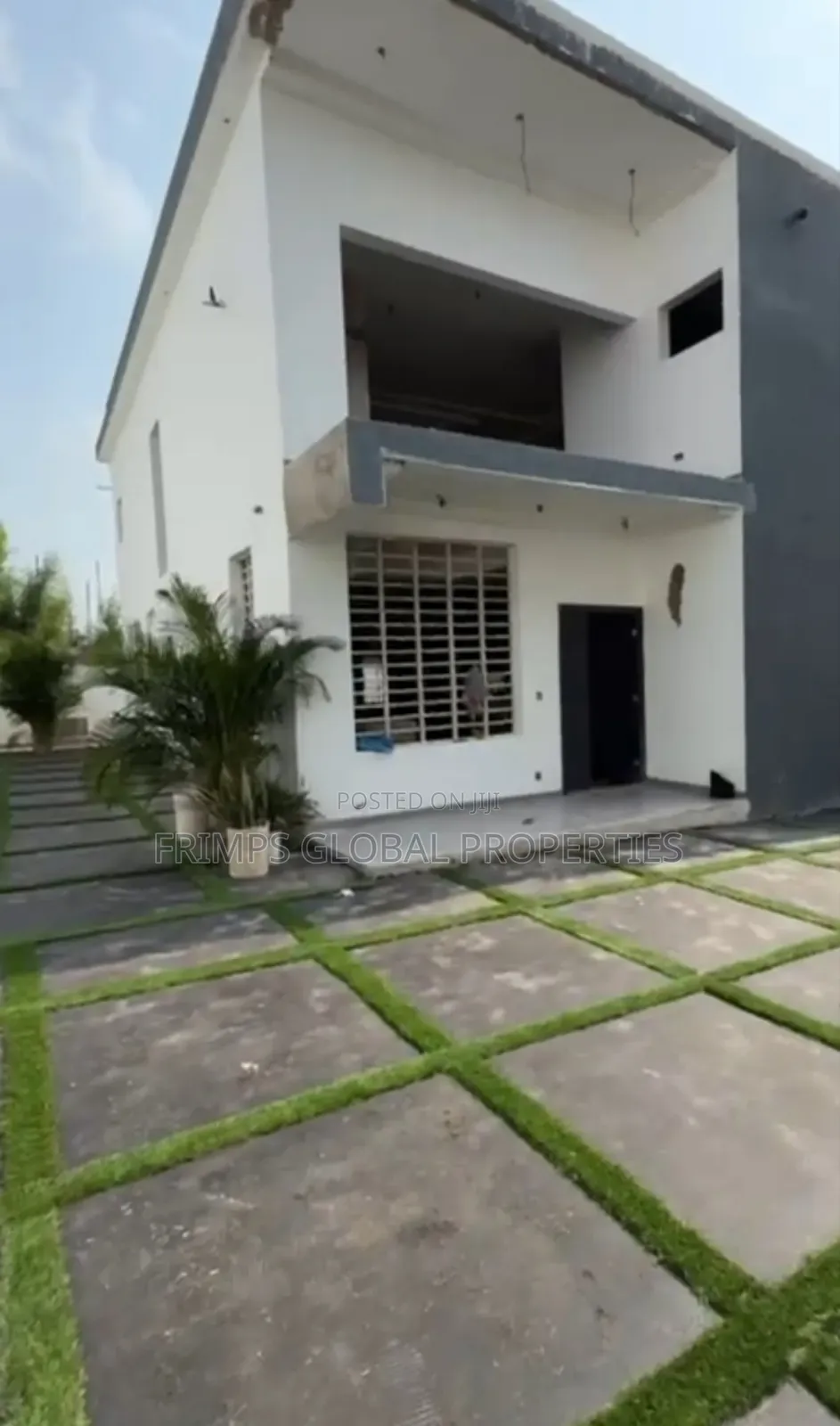 3bdrm House in Akuapim North for sale
