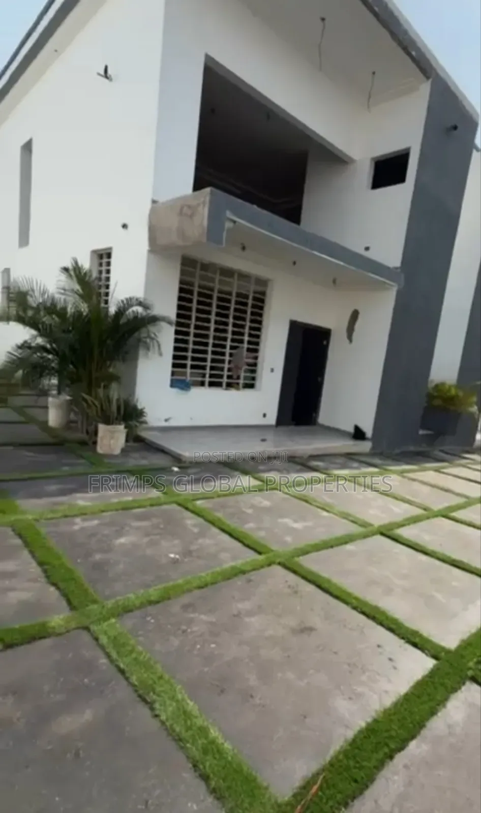3bdrm House in Akuapim North for sale