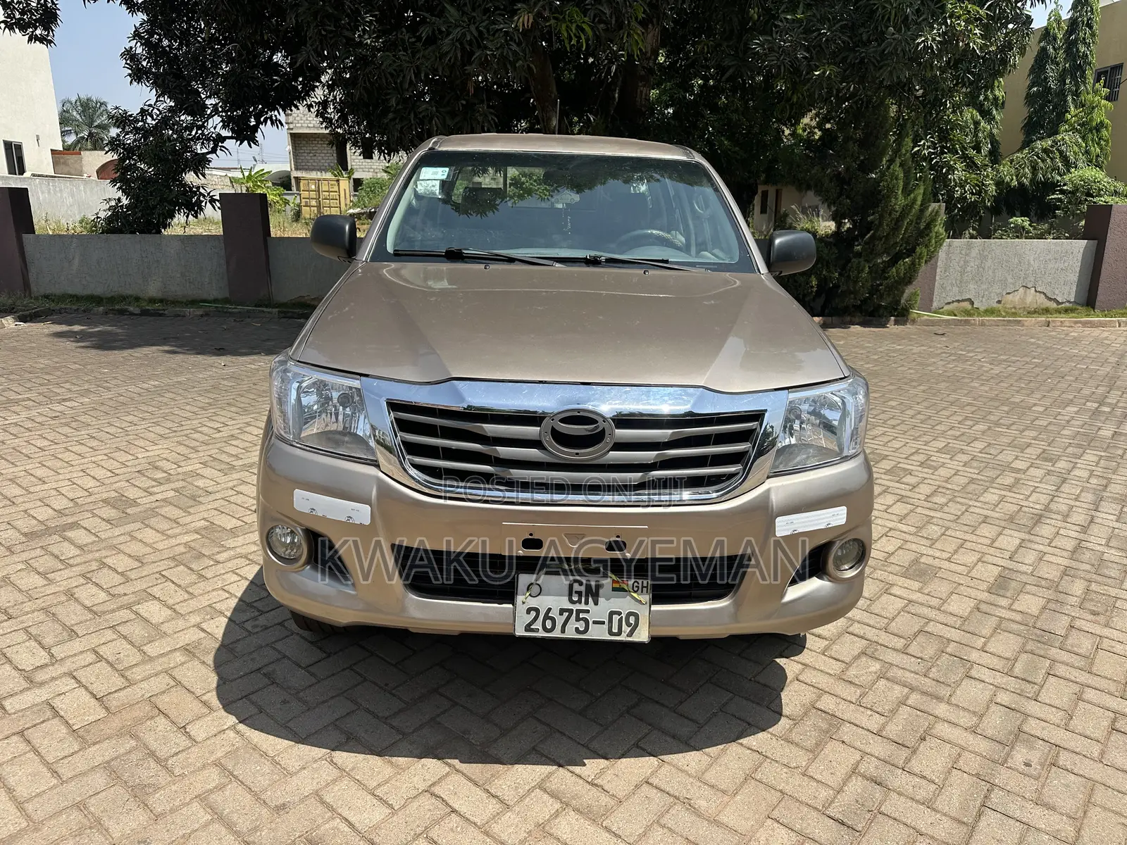 Toyota Hilux 2009 Gray