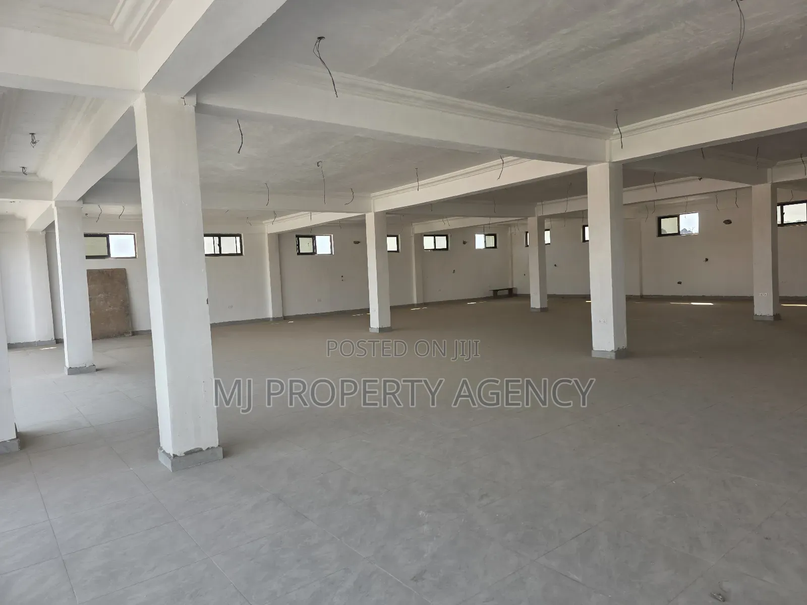 300 SQM Showroom/Office Space