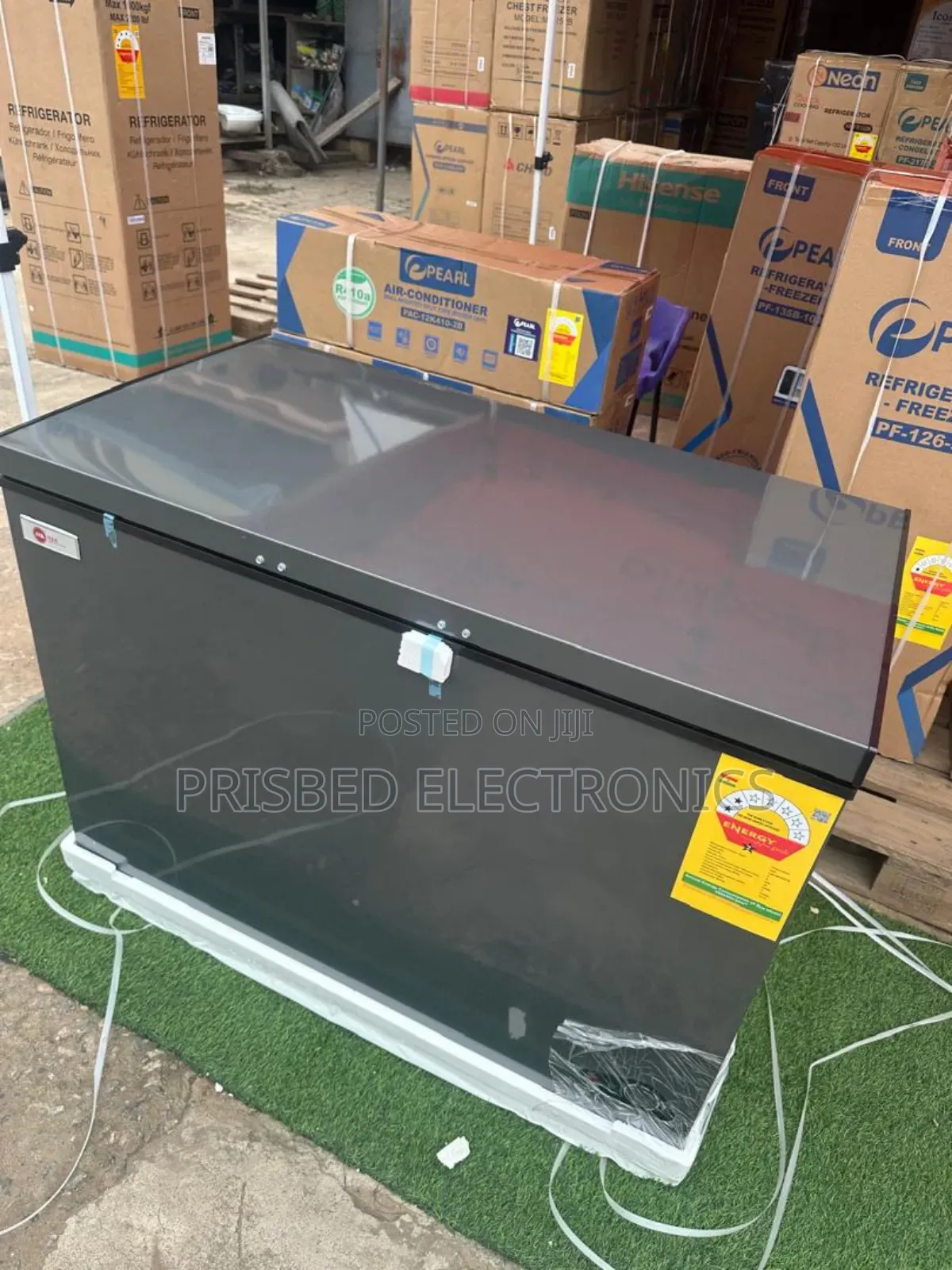 H a Durable Freezer 348 Litres