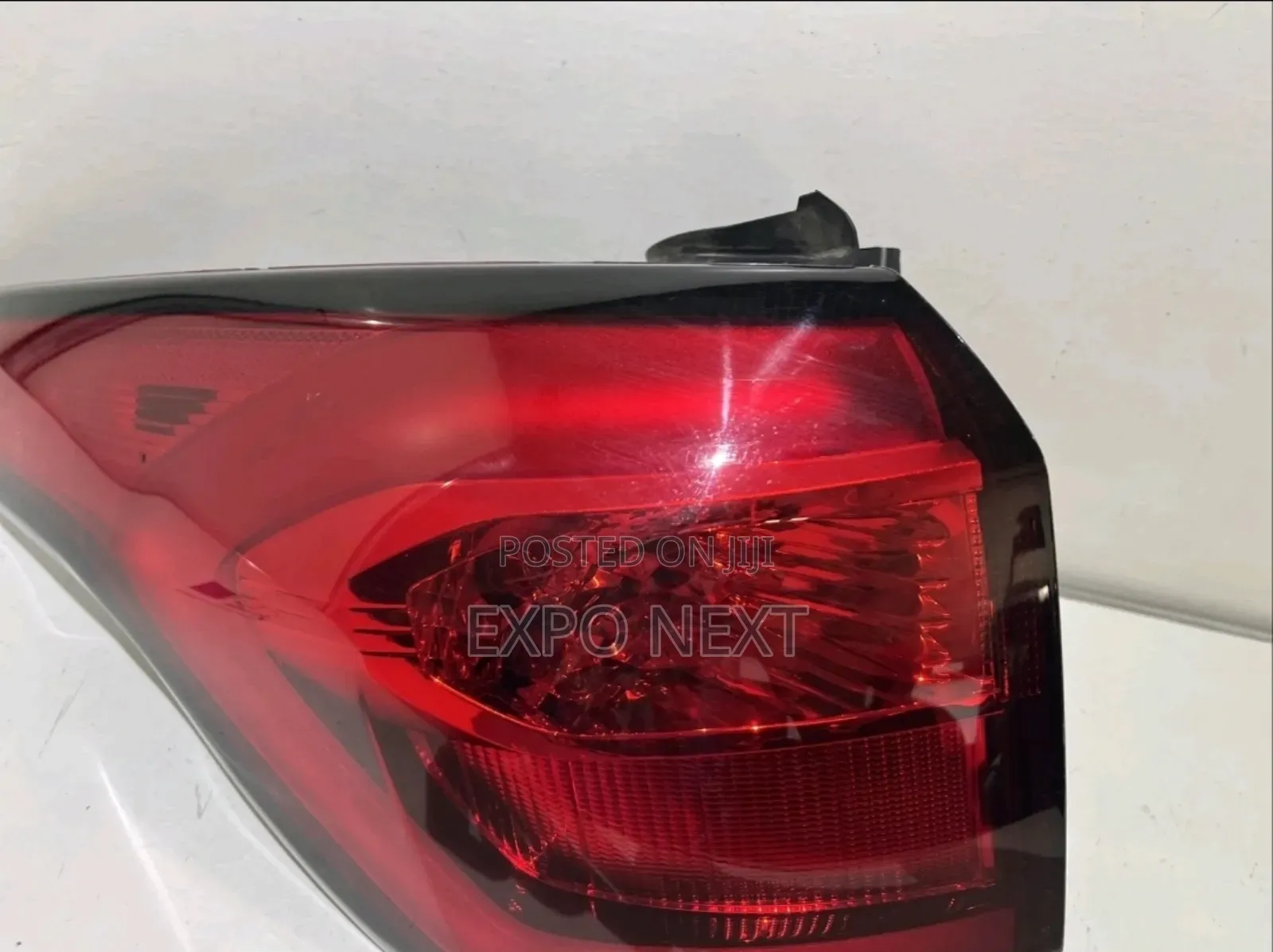 2017 - 2019 Ford Escape Halogen Tail Light Pair Oem Led