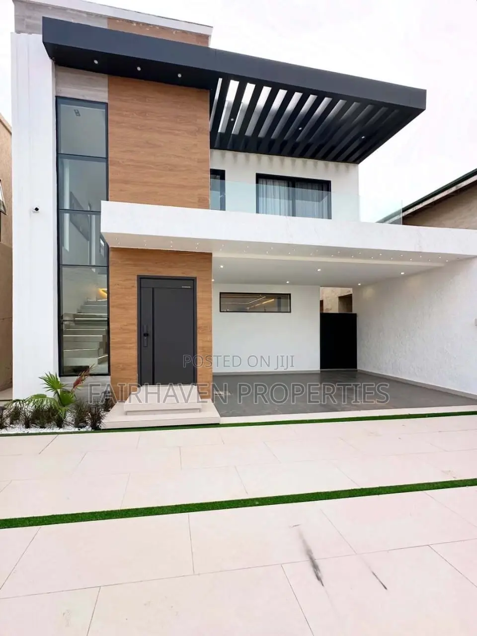 4bdrm House in East Legon for sale
