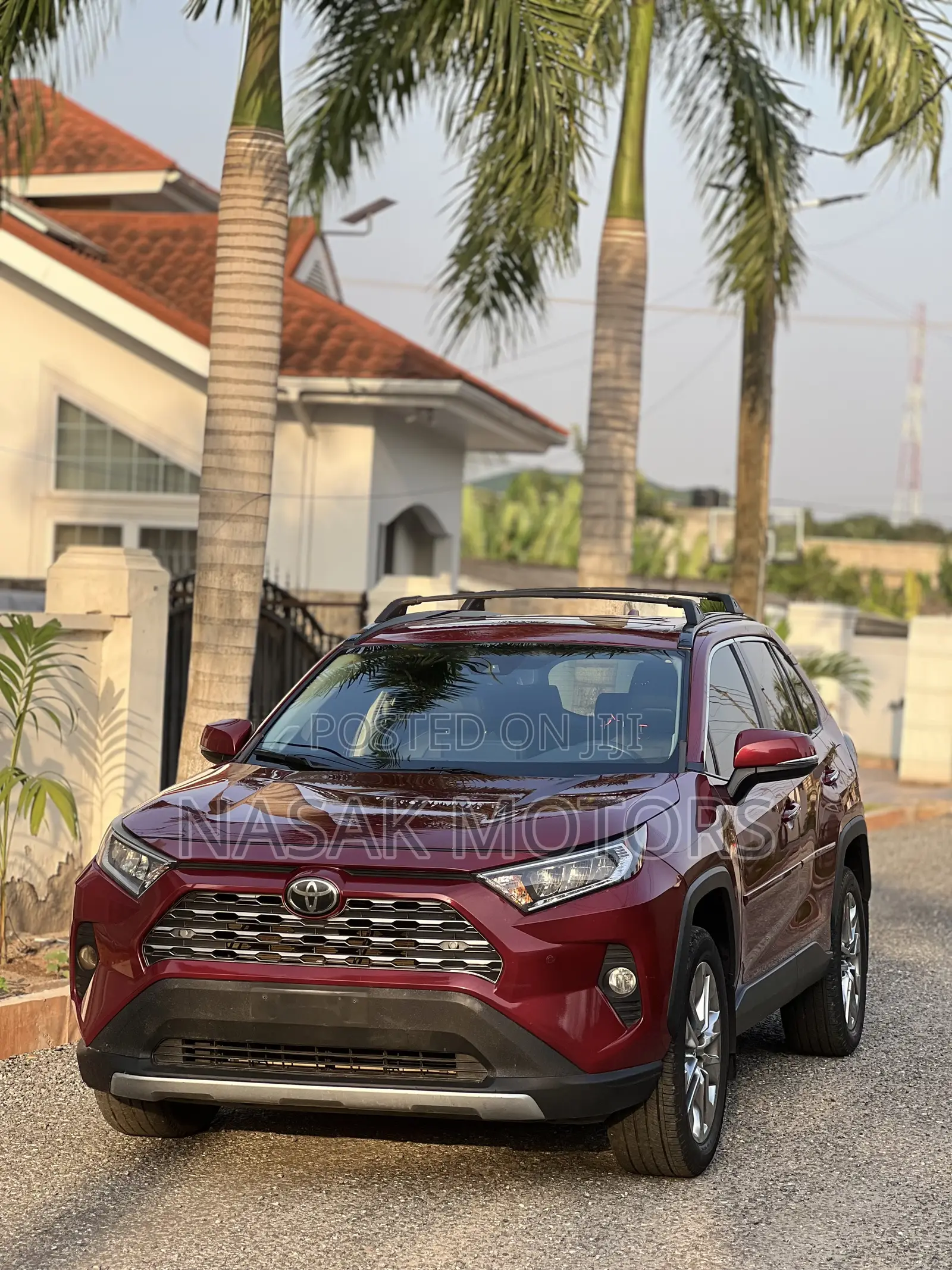 Toyota RAV4 Limited AWD 2019 Red