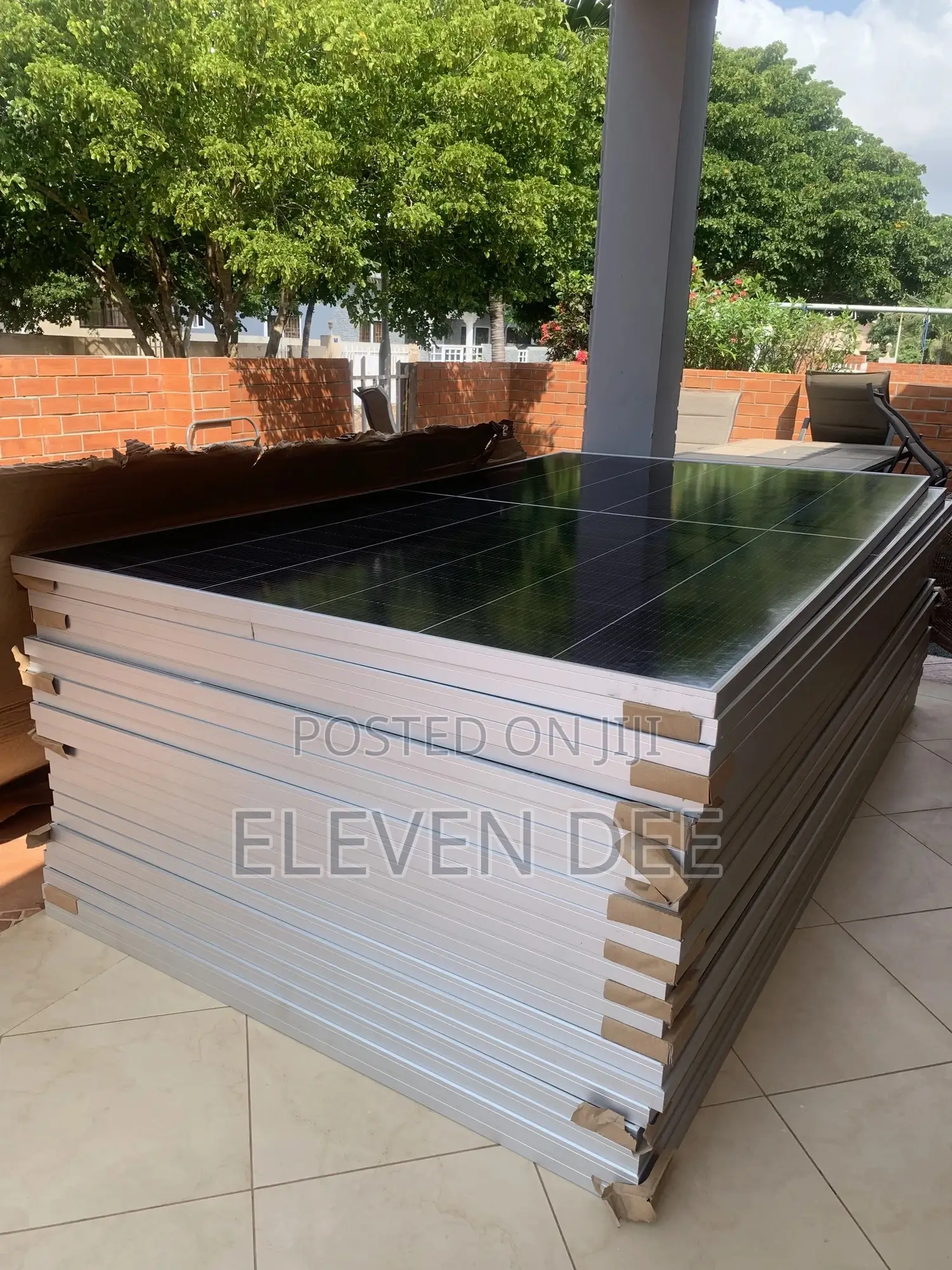 725w Bifacial Solar Panels