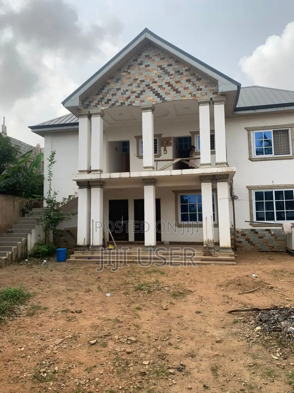7bdrm House in ....., Pokuase for sale