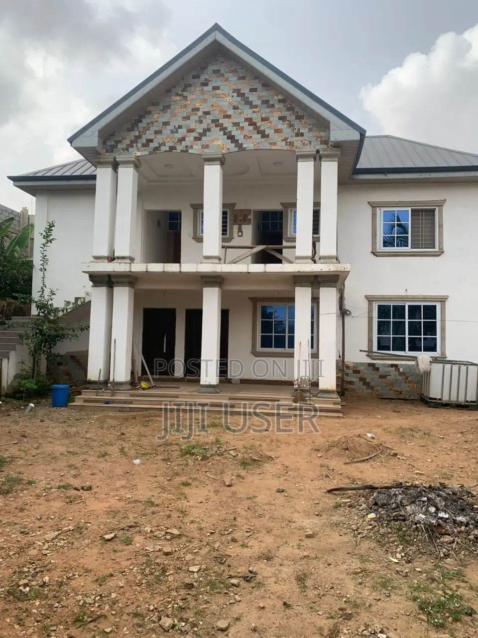 7bdrm House in ....., Pokuase for sale