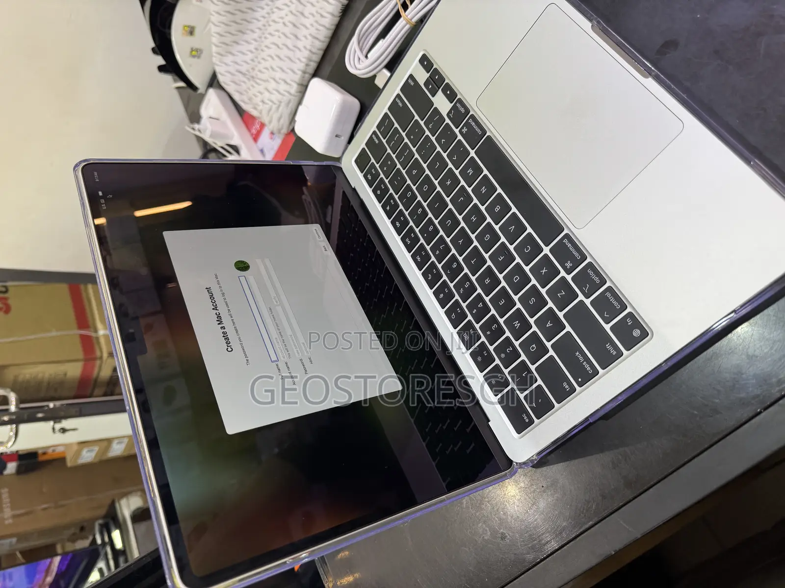 Laptop Apple MacBook Air 2025 M4 13-Inch 16GB Apple M4 SSD 256GB