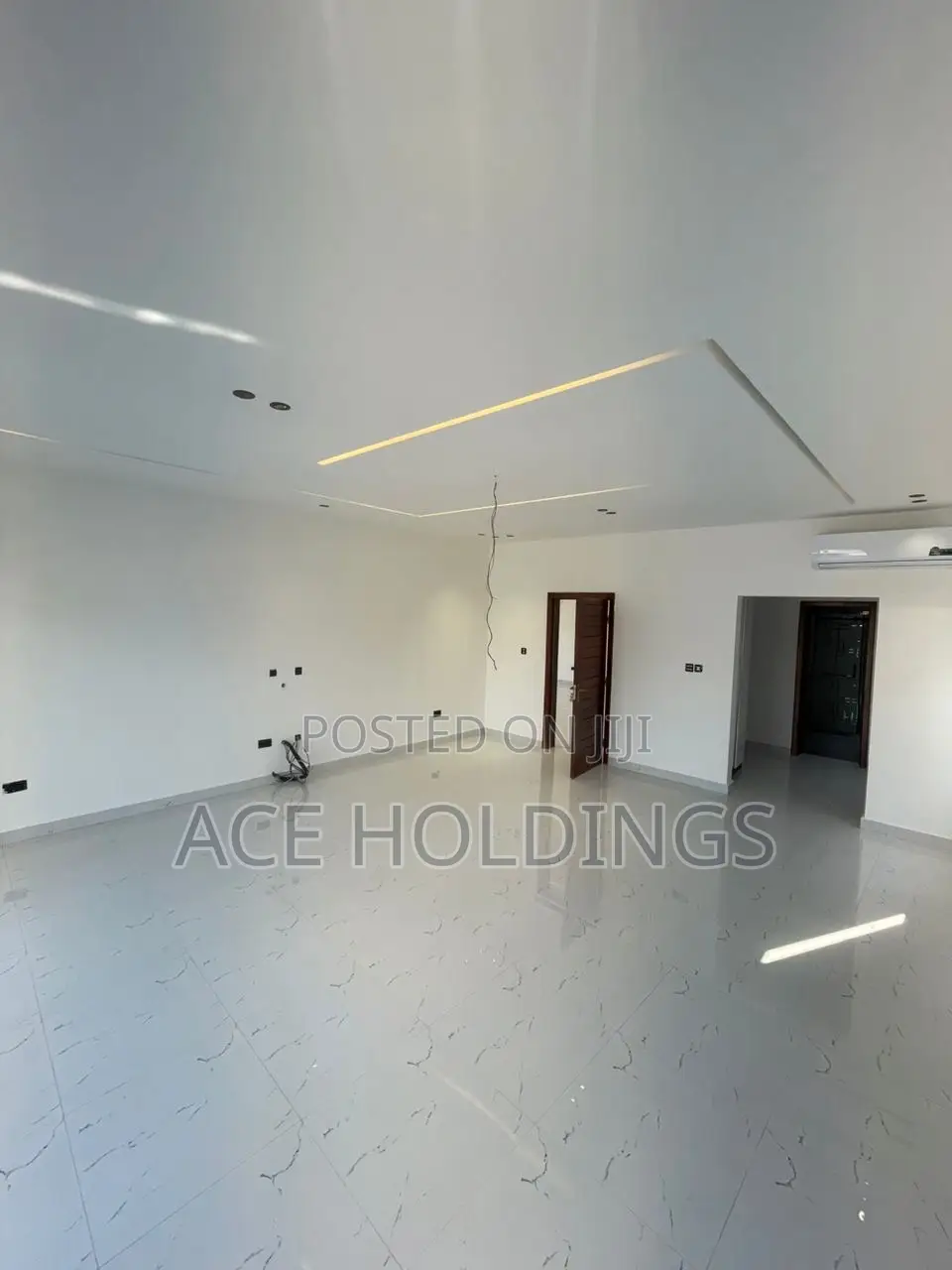 4bdrm Mansion in Ayi Mensah, Ga East Municipal for sale