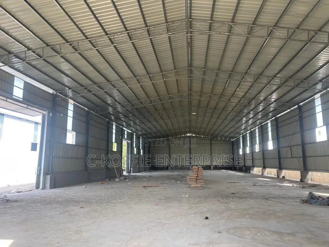 1200 SQM Warehouse at Spintex for Rent
