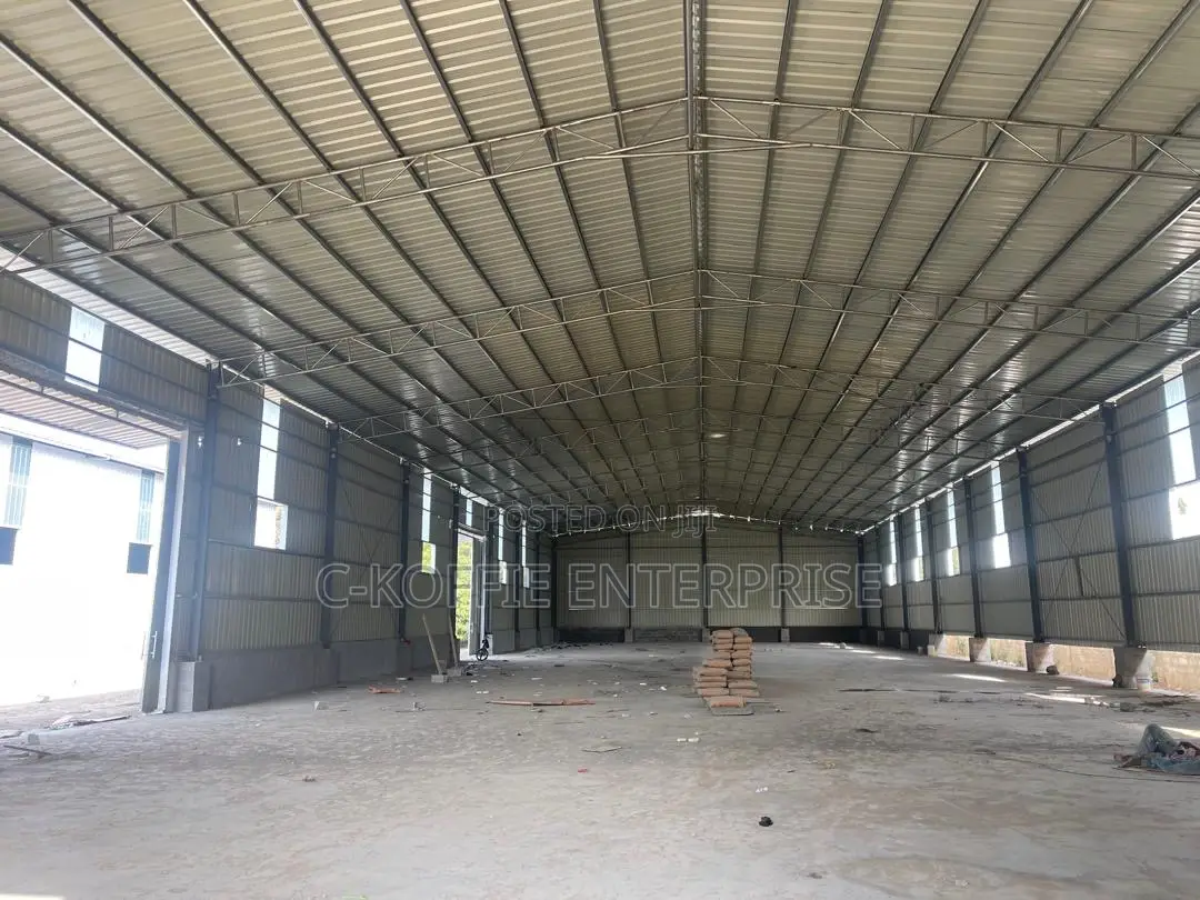 1200 SQM Warehouse at Spintex for Rent
