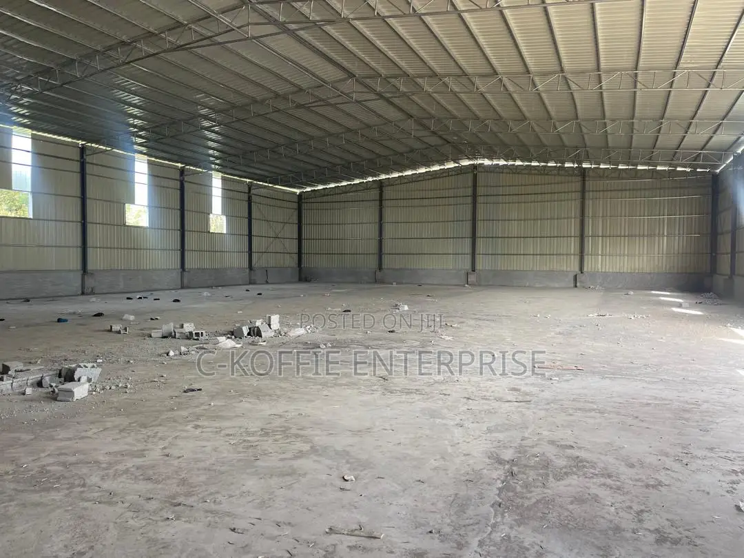10,000 SQM Warehouse $3 Per SQM Rent at Tema
