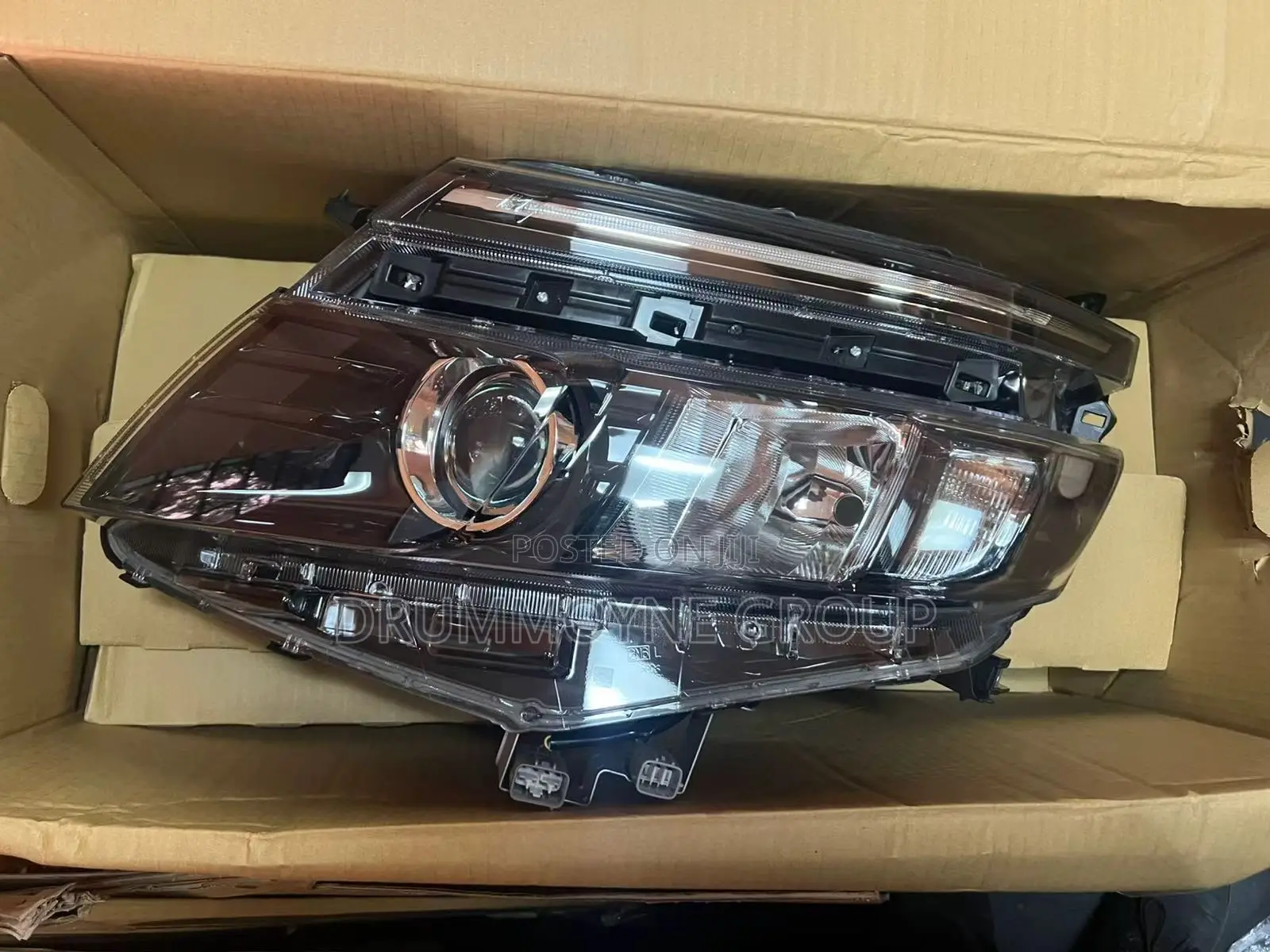 Toyota Voxy Headlights