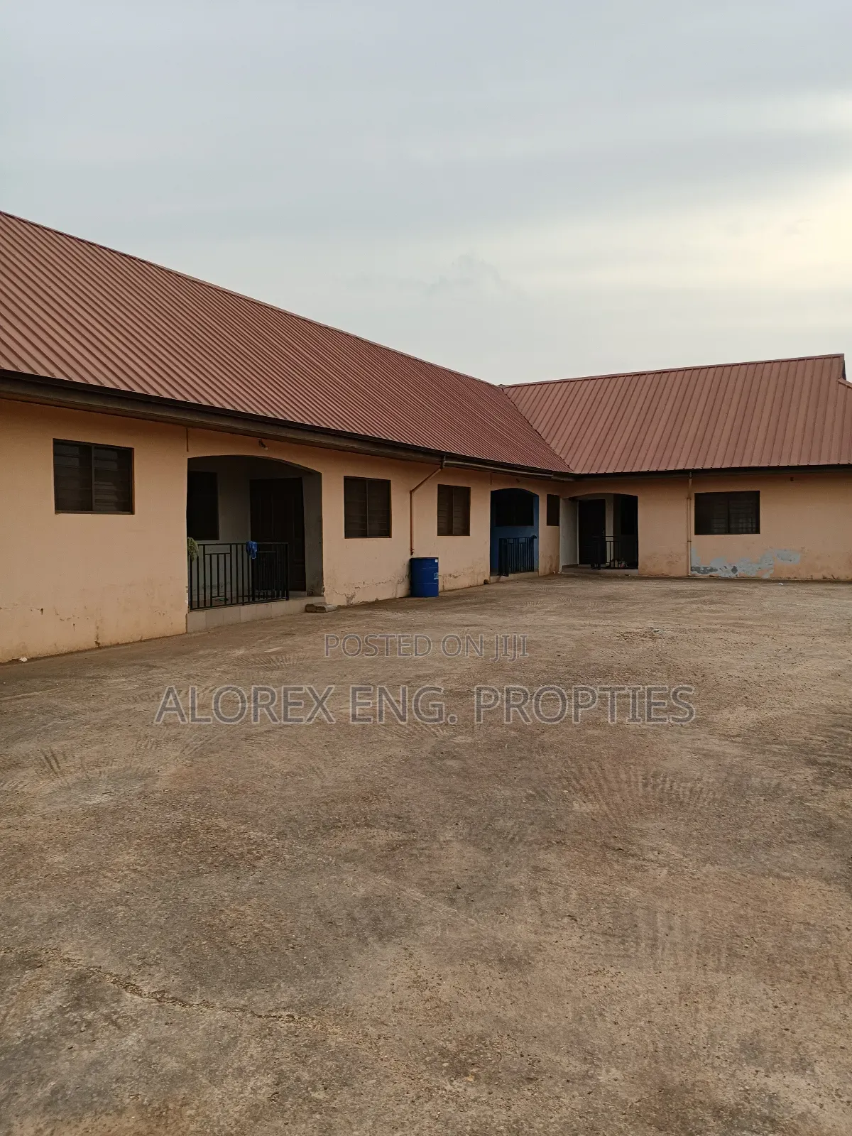 2bdrm Apartment in Foster Home, Adenta for rent