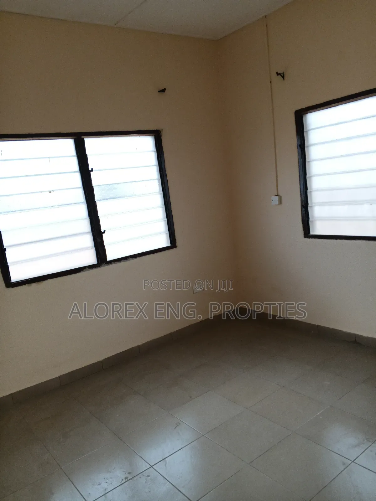 2bdrm Apartment in Foster Home, Adenta for rent