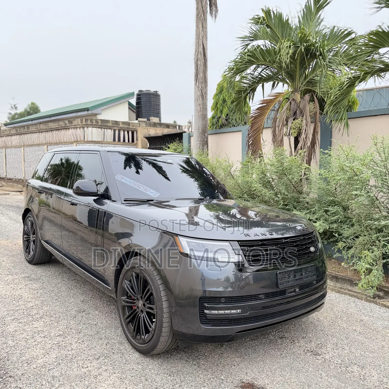 Land Rover Range Rover Vogue 2024 Black