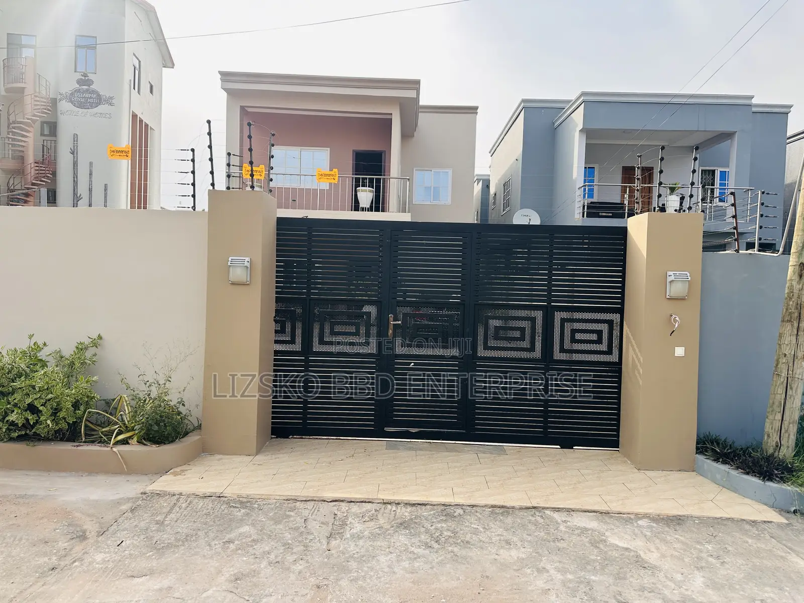 Furnished 4bdrm House in North Legon for sale