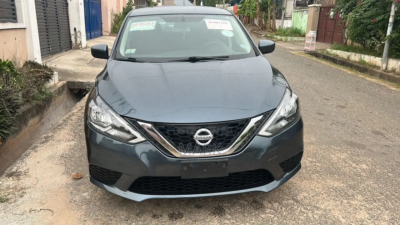 Nissan Sentra 2018 Gray