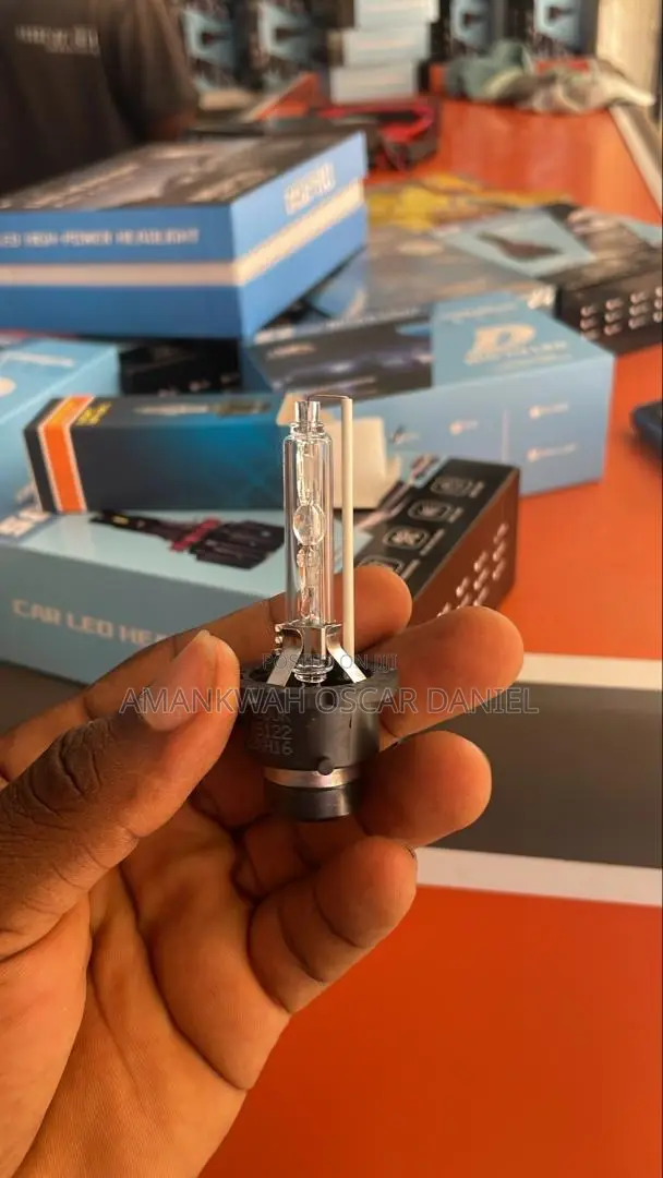 Toyota Vitz Headlight Bulb for Sale