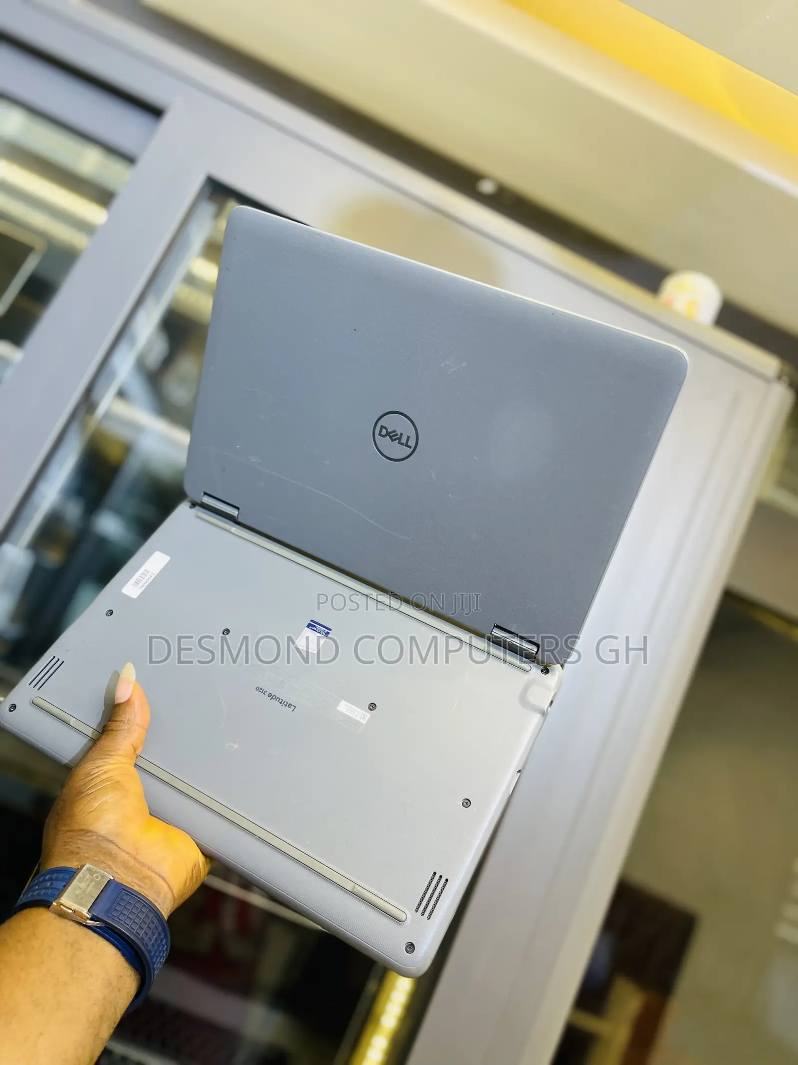 Laptop Dell Latitude 3120 4GB Intel SSD 128GB
