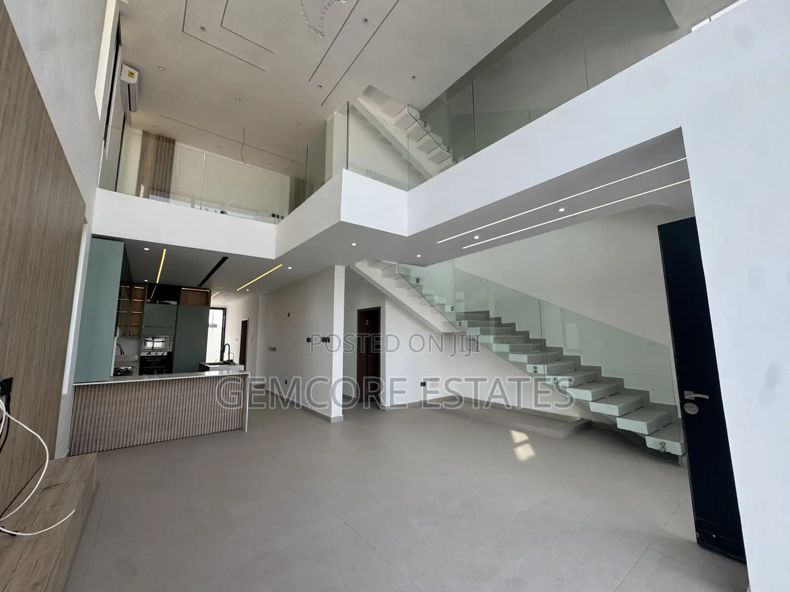 4bdrm House in Nanakrom, Ashaley Botwe for sale