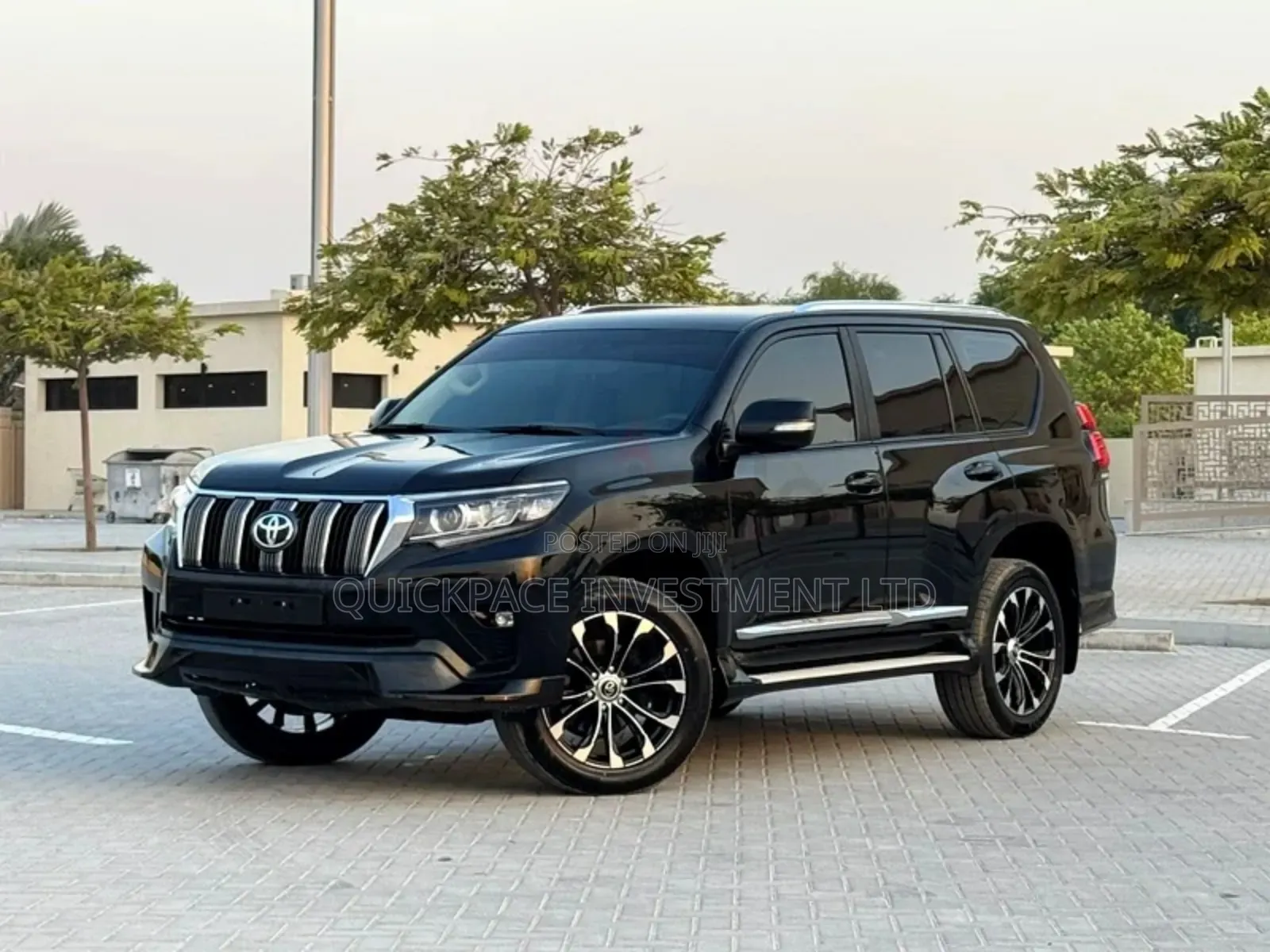 Toyota Land Cruiser Prado 2.7 2019 Black