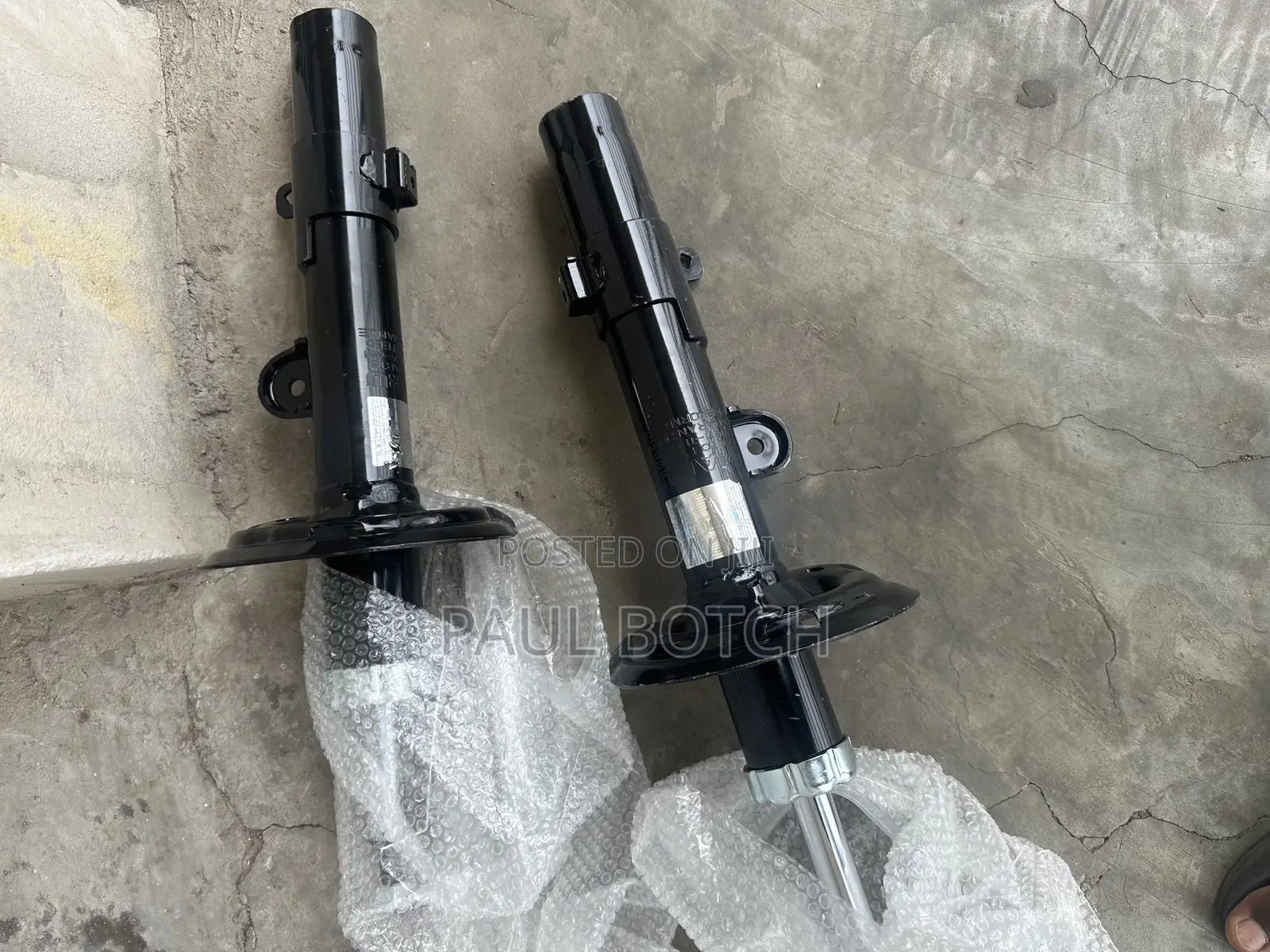 Honda Cr-v 2018 Front Shocks
